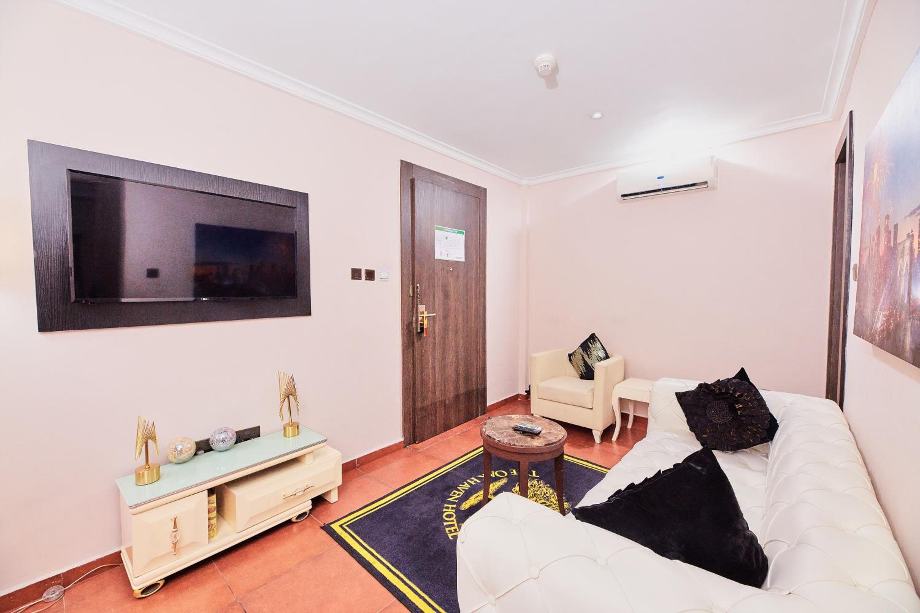 Junior Suite with Balcony