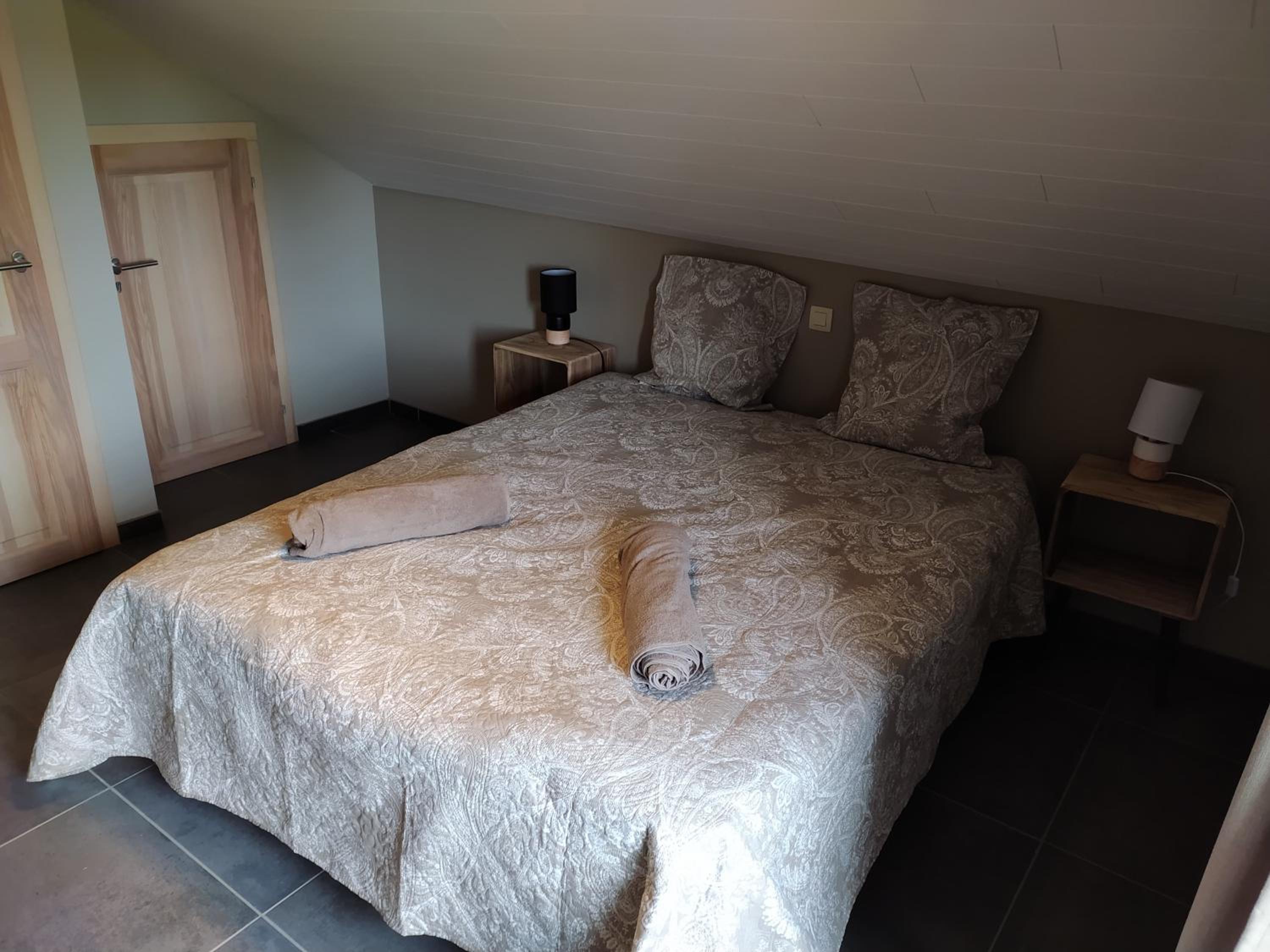 One-Bedroom House photo 1