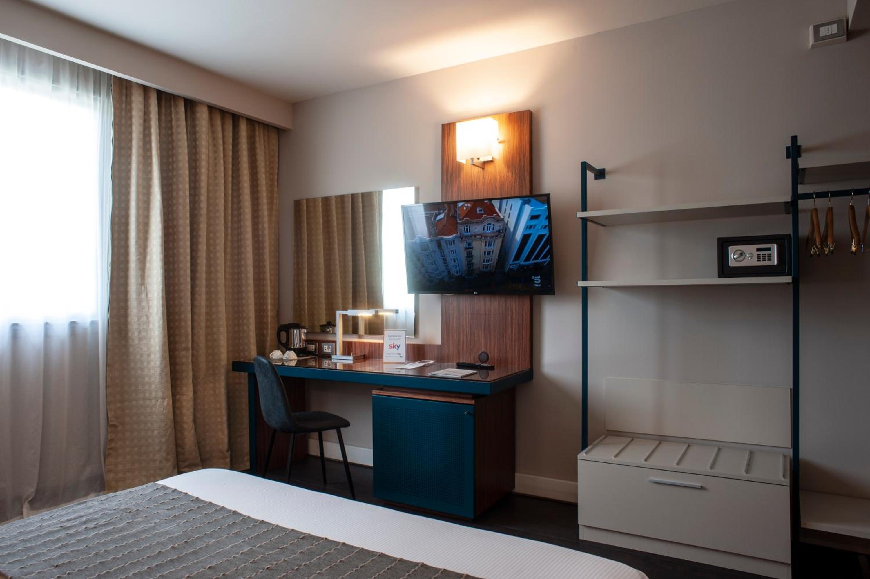Executive Double Room - Photo 2