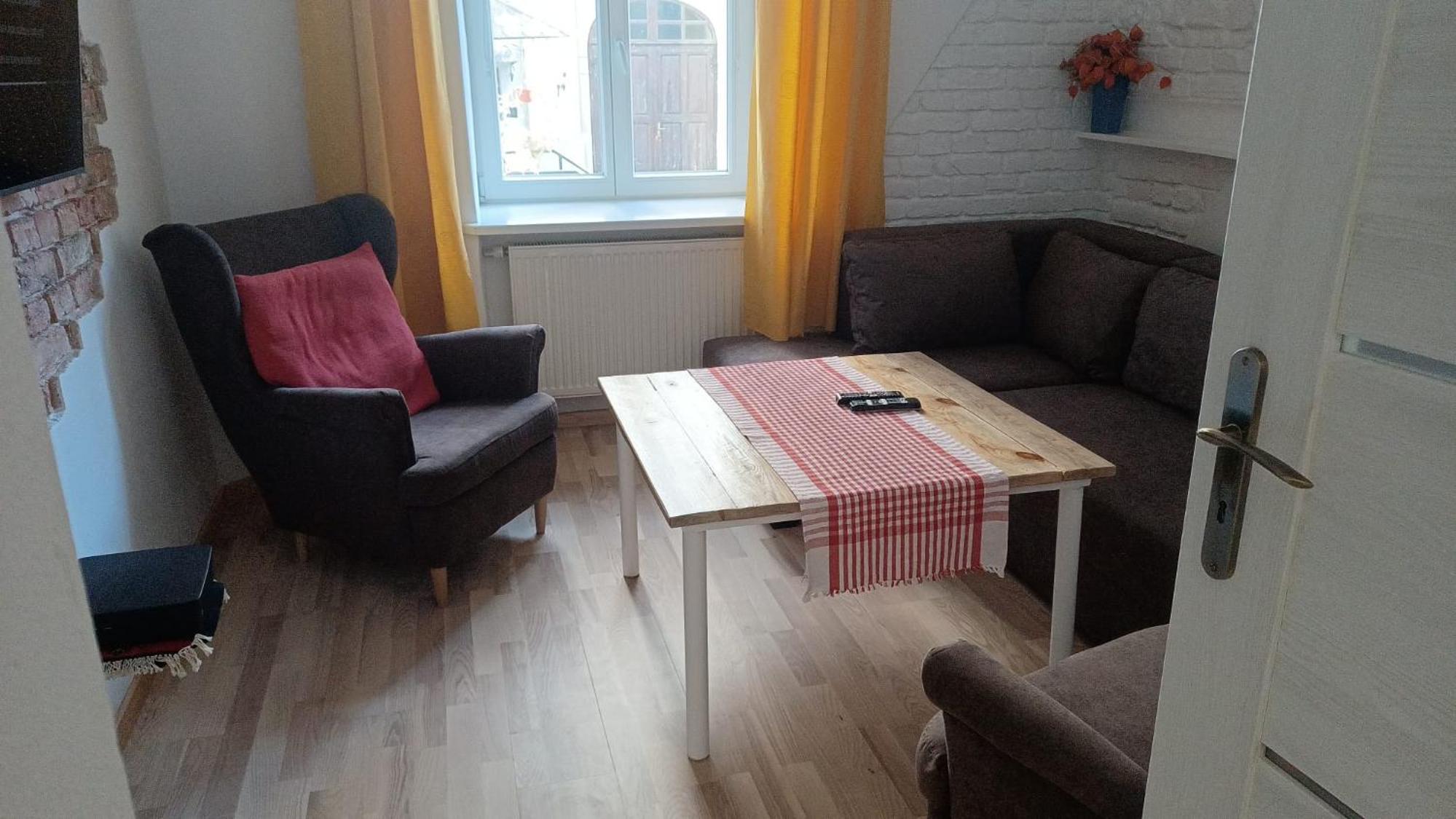 One-Bedroom Apartment - Photo 33