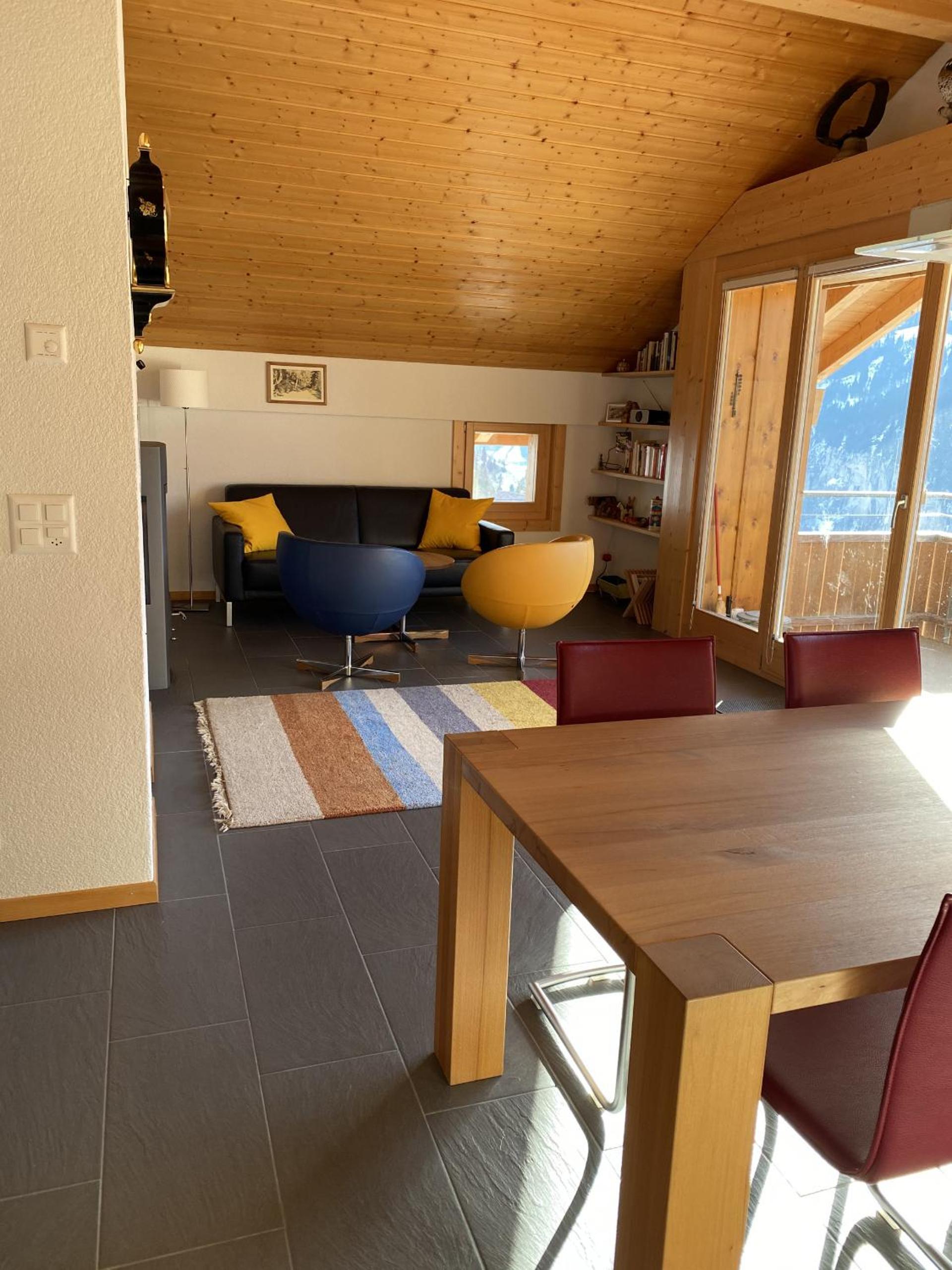 Apartment with Mountain View photo 1