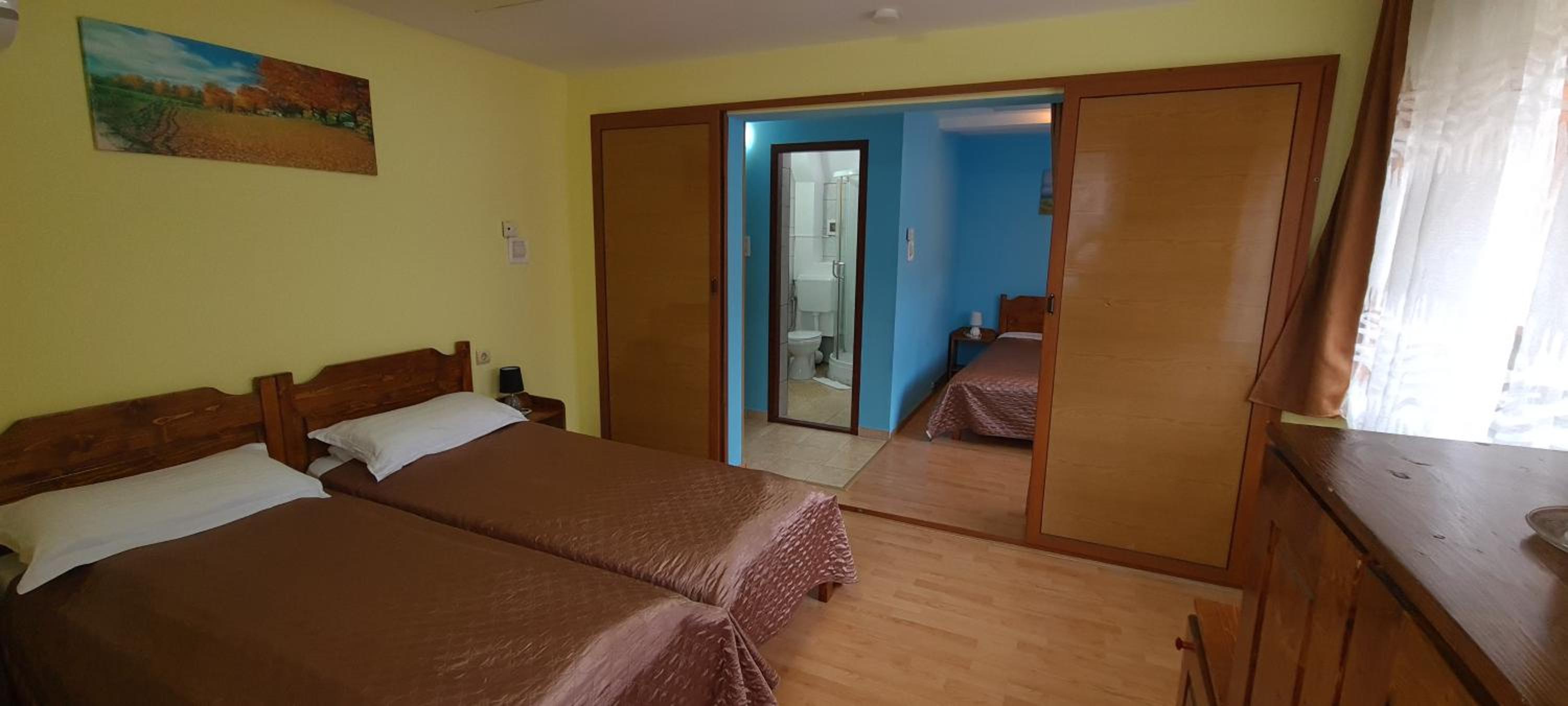 Two-Bedroom Suite with Balcony photo 3