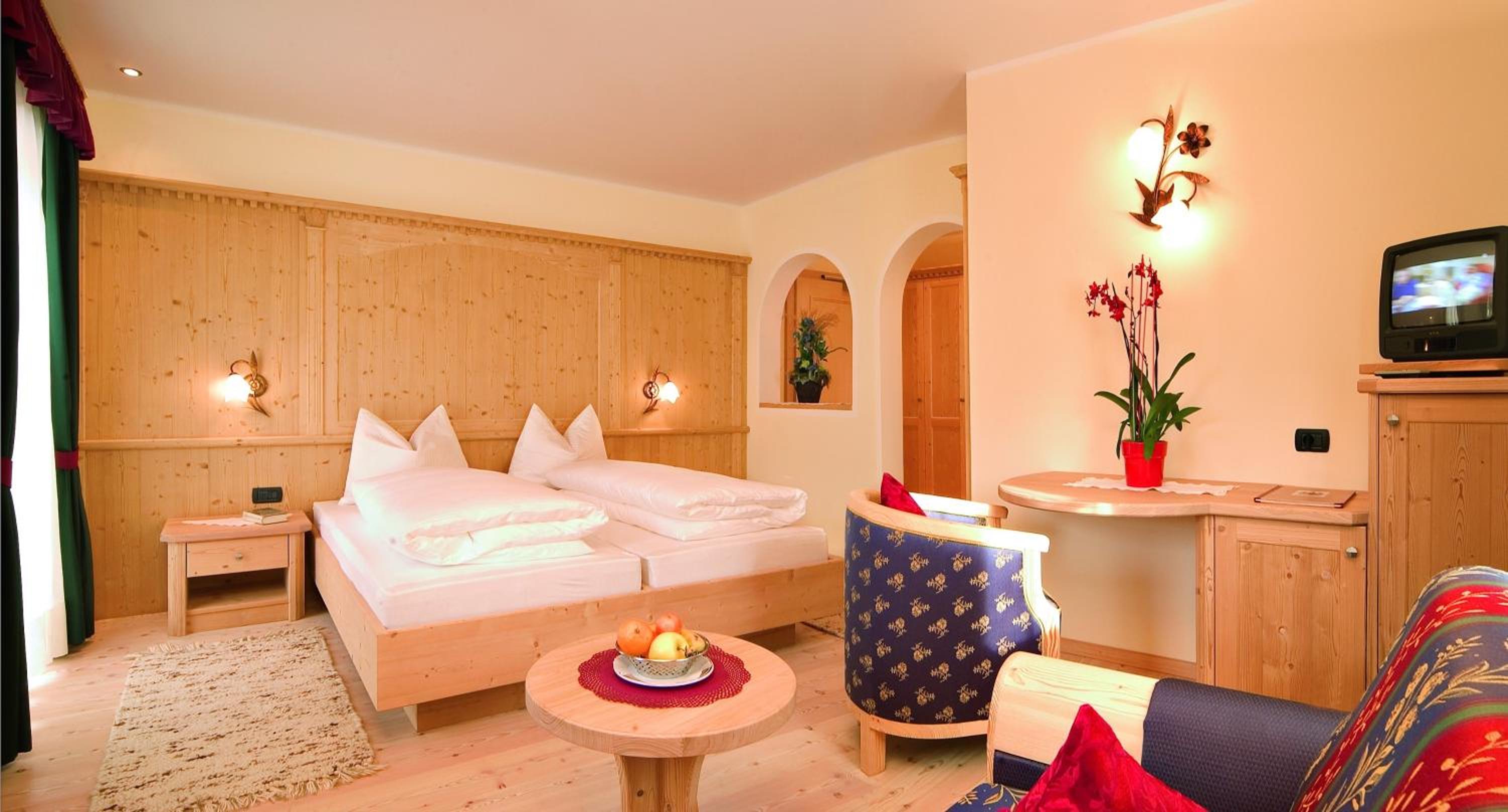 Superior Double Room with Balcony photo 2