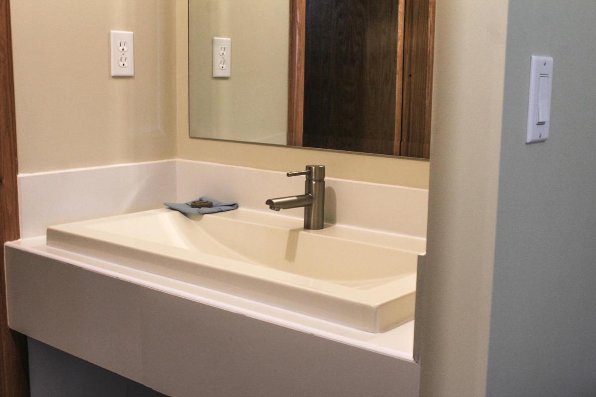 King Suite - Photo 5