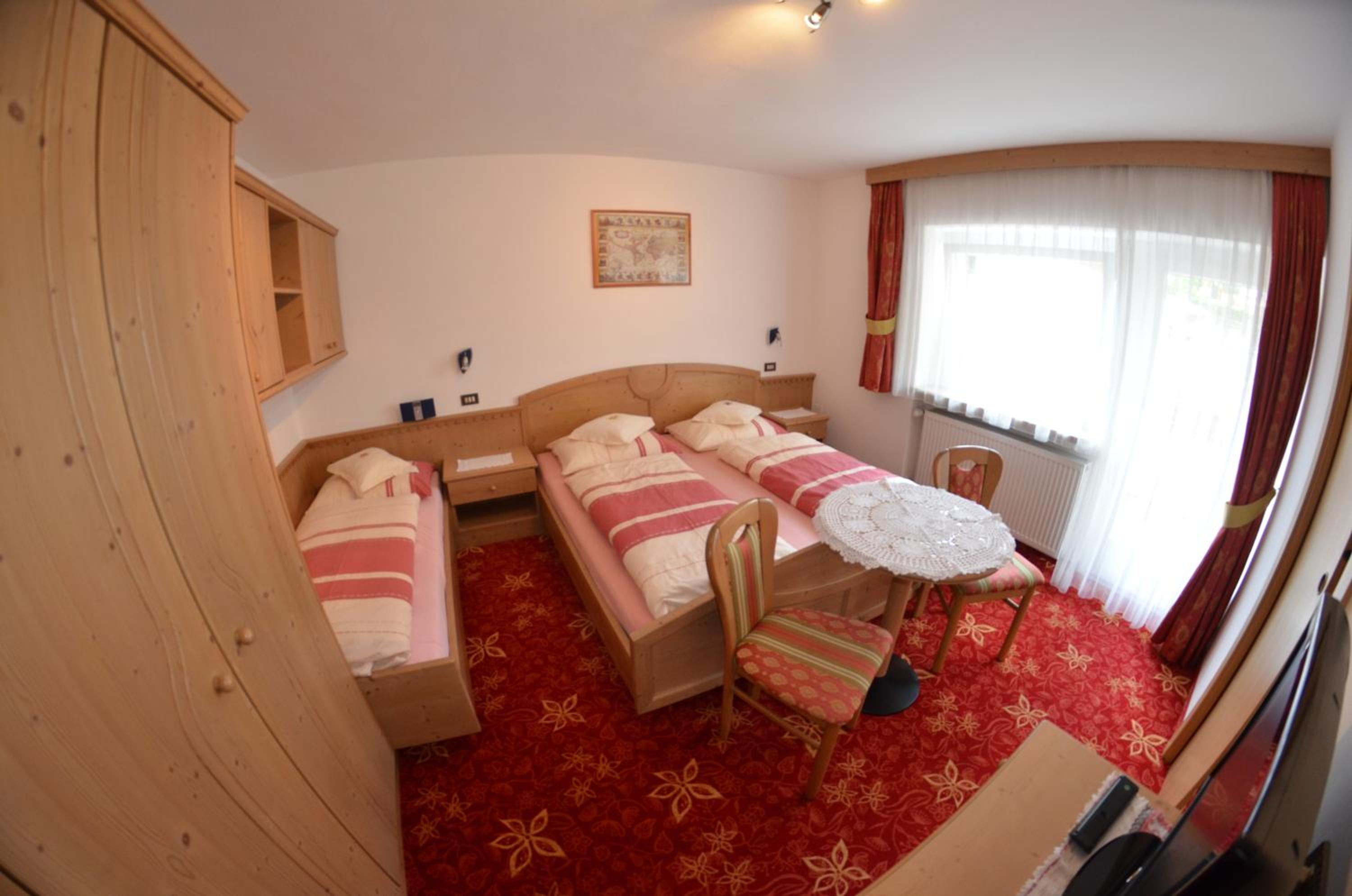 Triple Room with Balcony photo 2