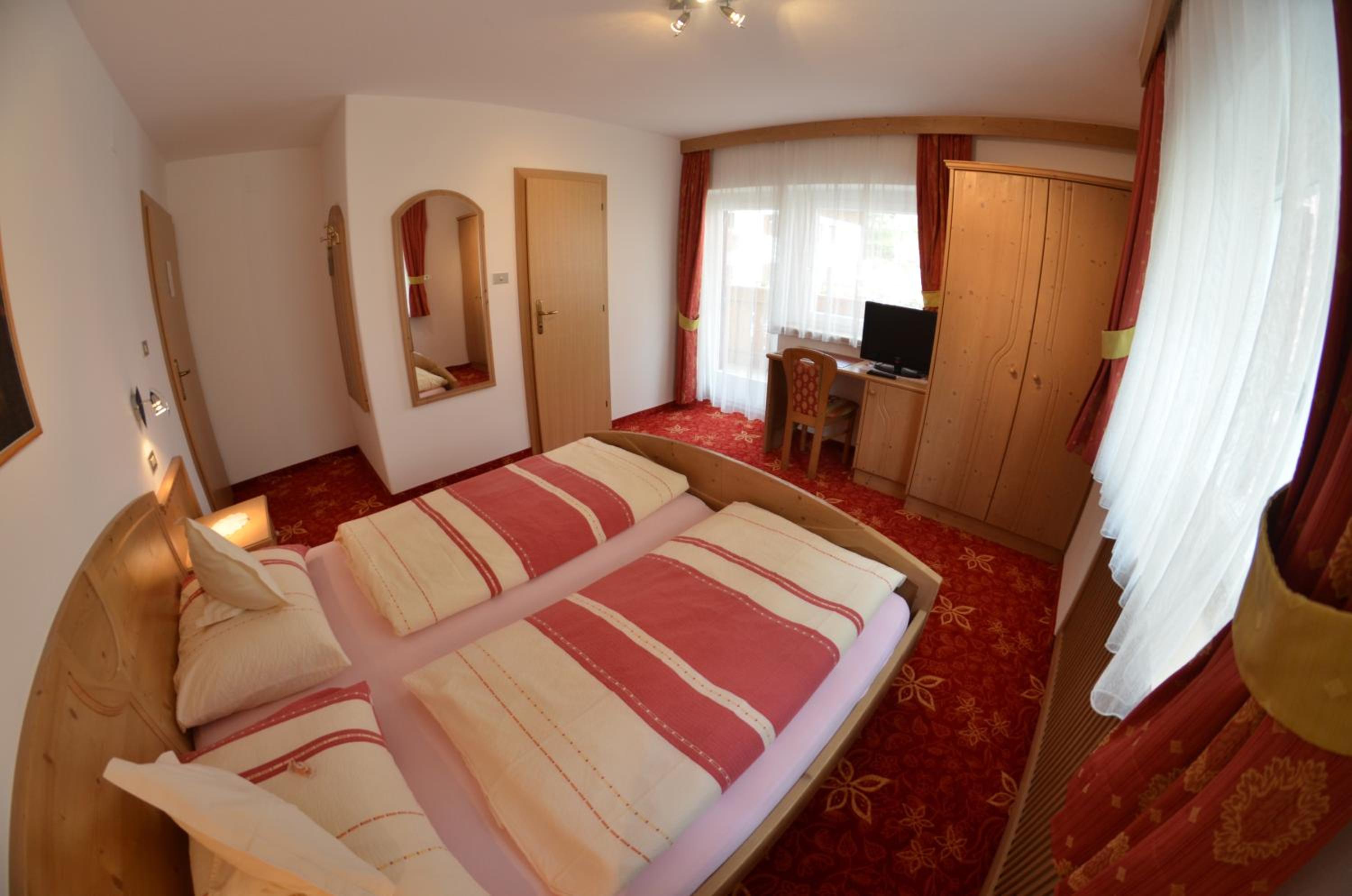 Double Room with Balcony photo 1