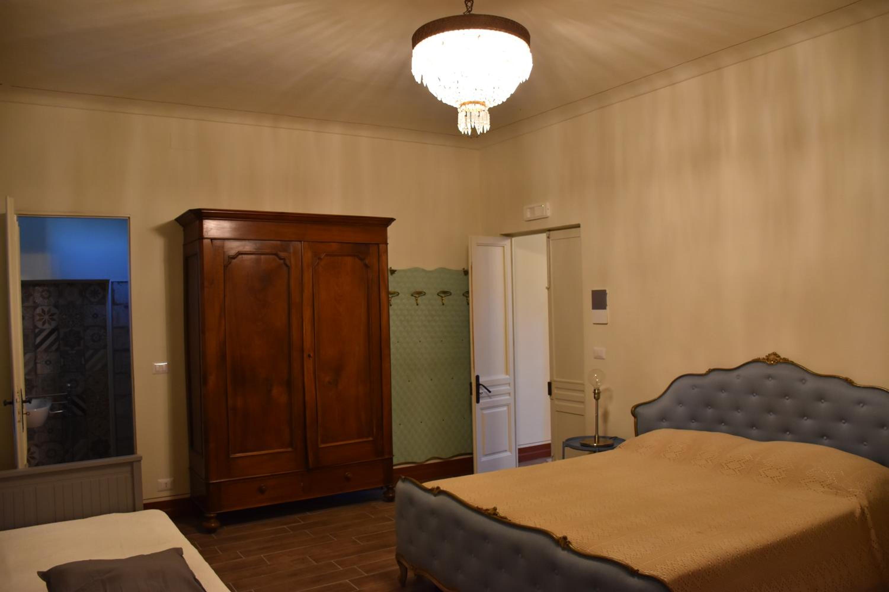 Large Double Room