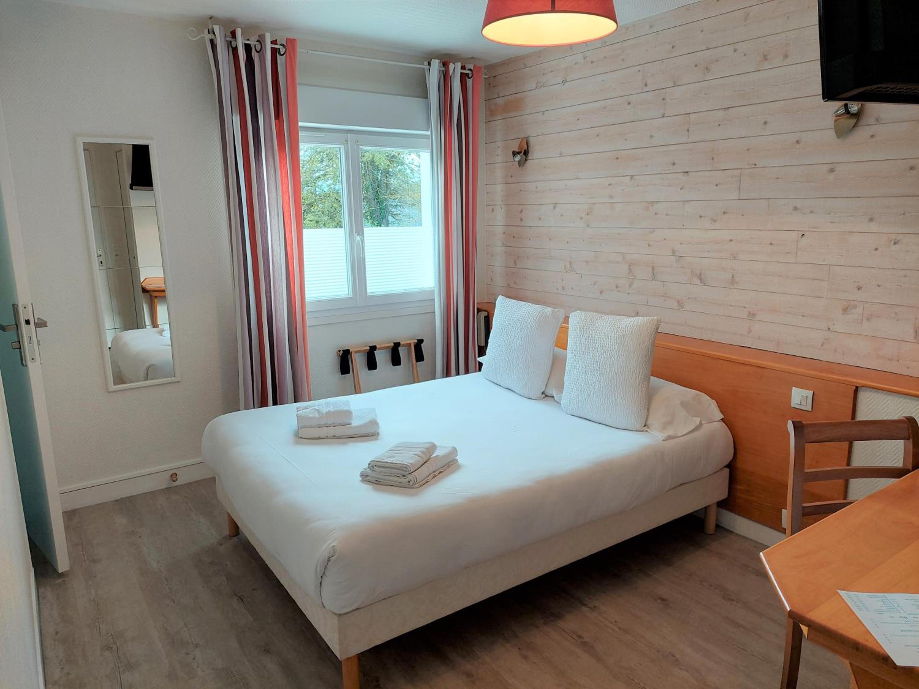Economy Double Room - First Floor photo 3