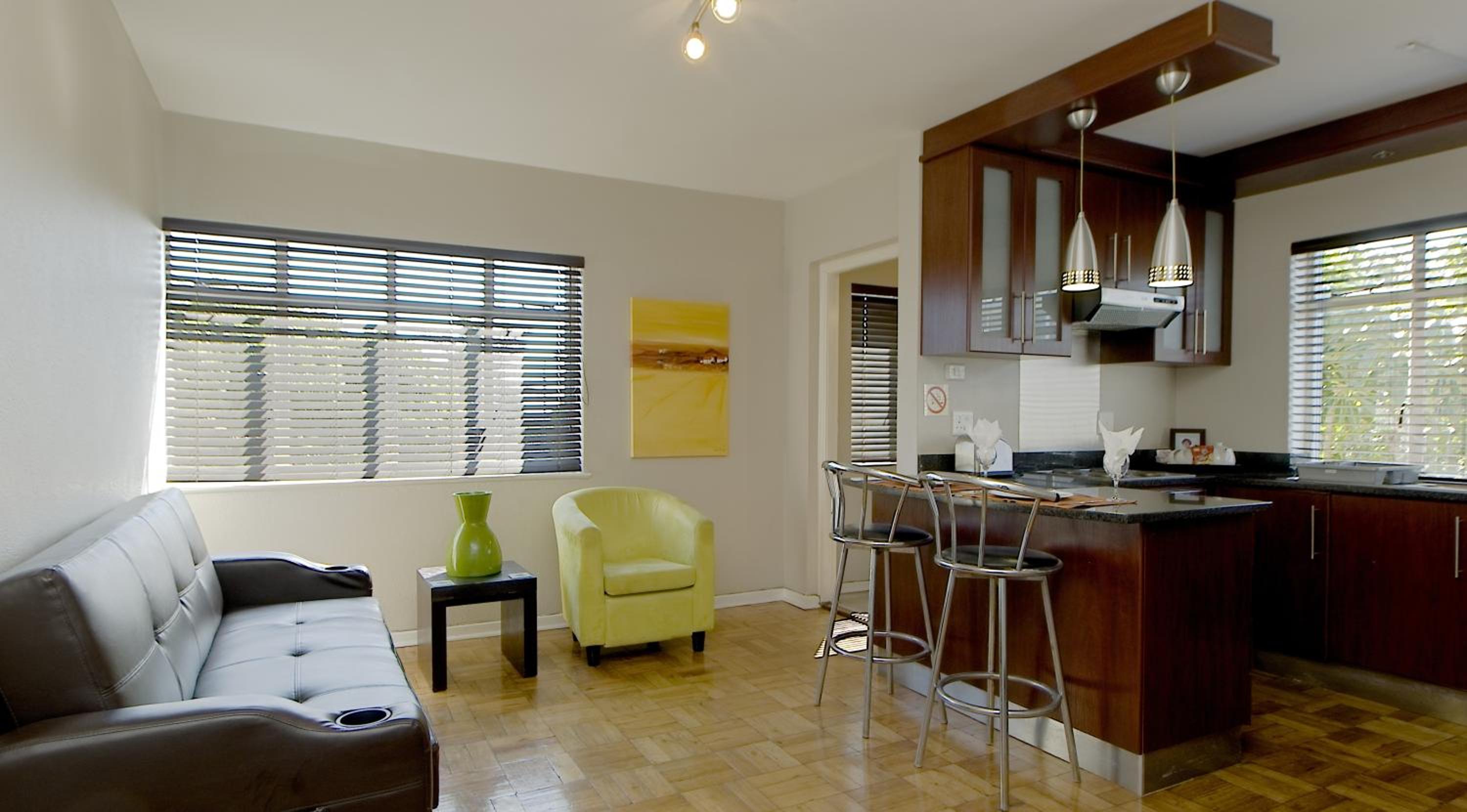 One-Bedroom Apartment (3 Adults)