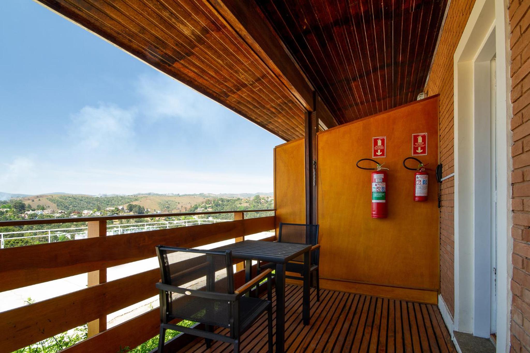 Quadruple Room with Balcony thumbnail 5