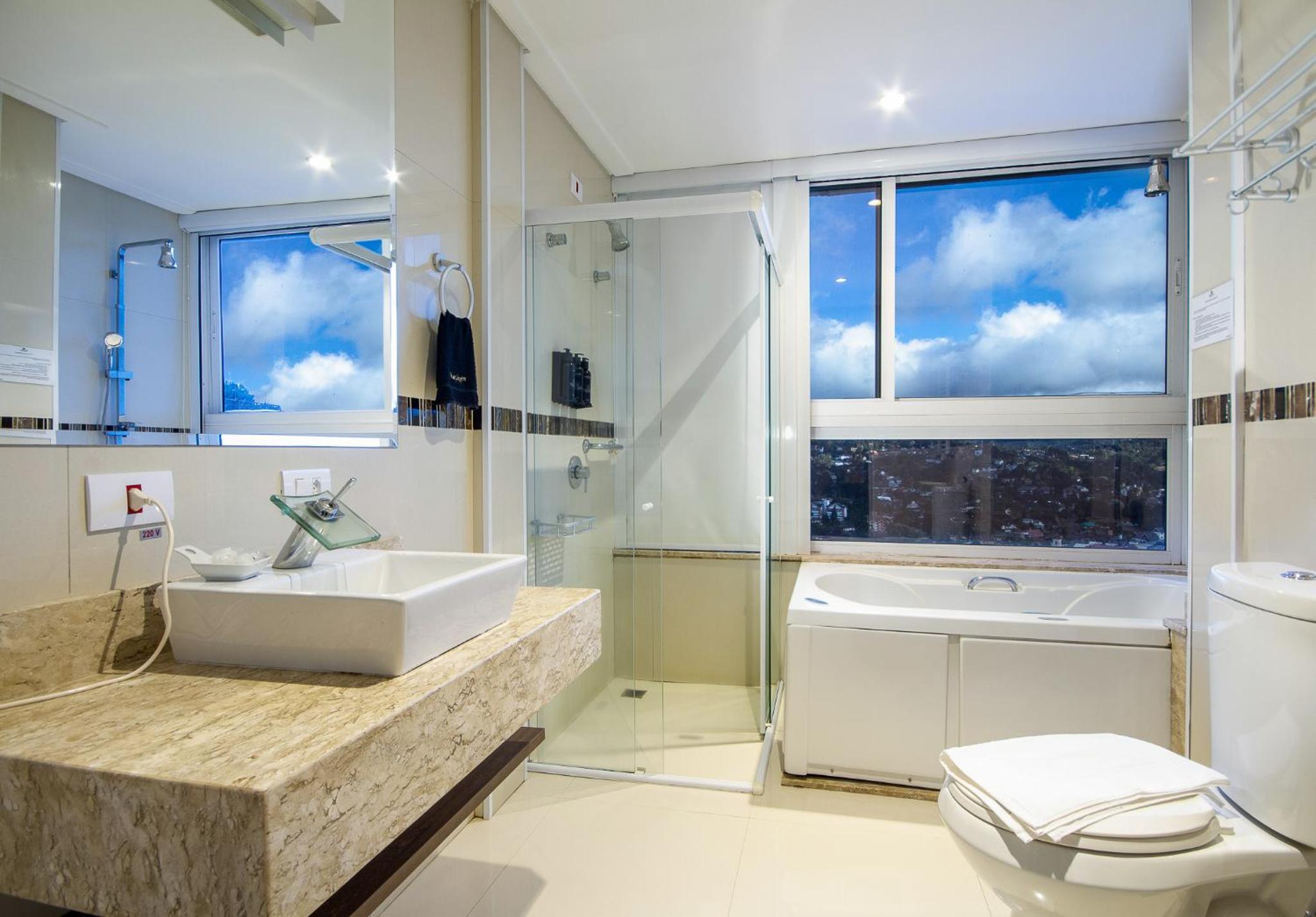 Double Room with Spa Bath Individual