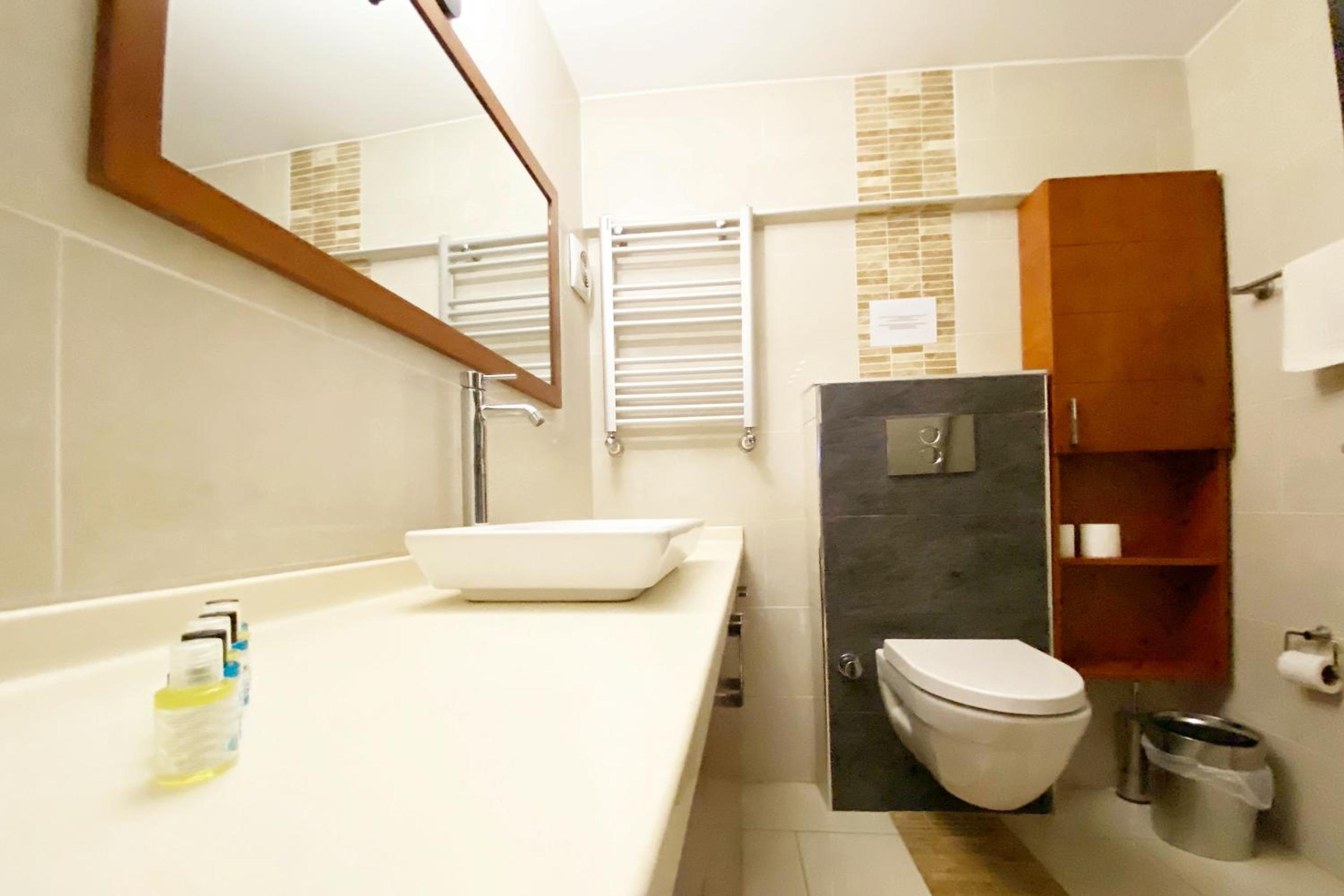 Deluxe Suite photo 3