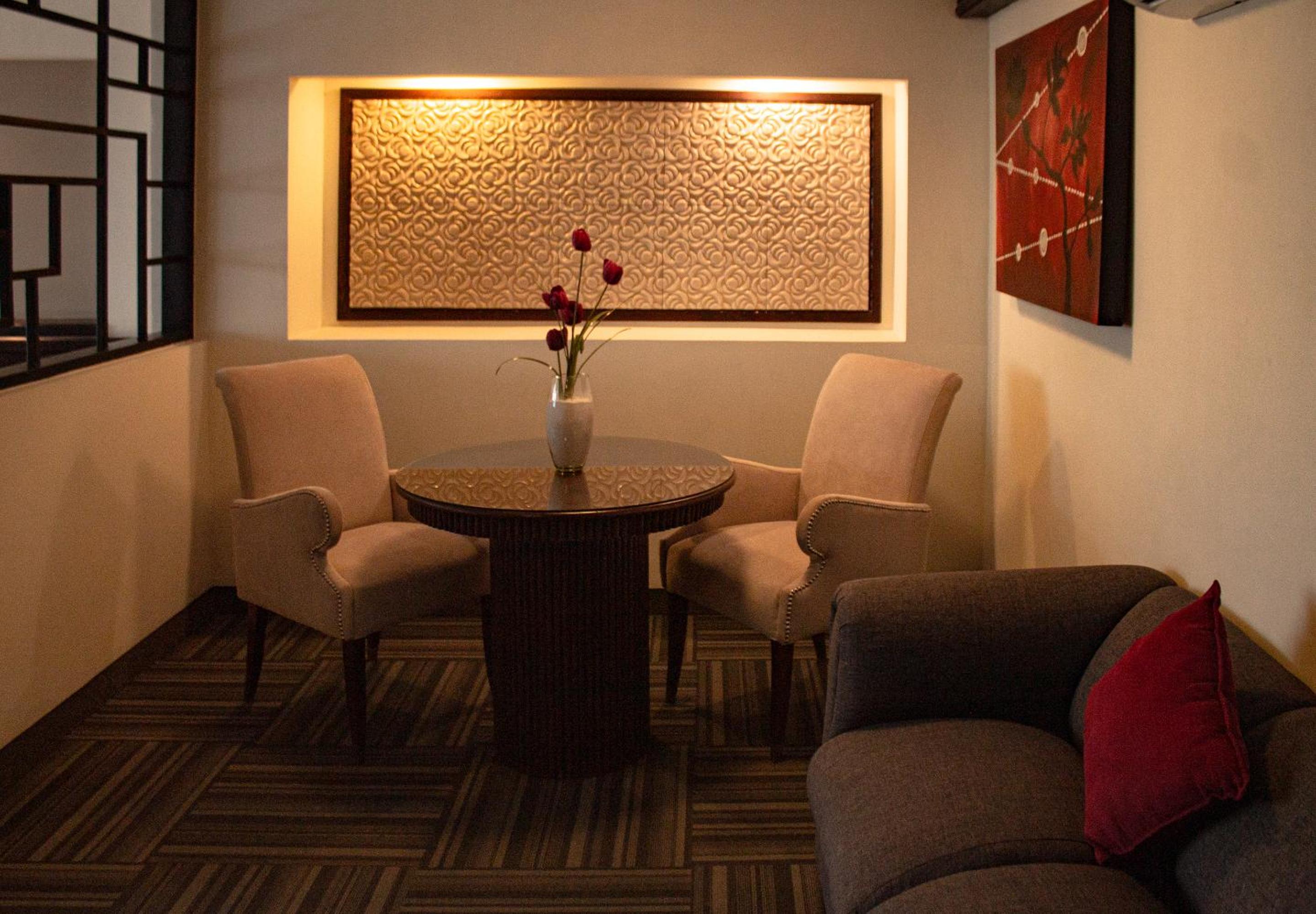 Deluxe Suite - Photo 4
