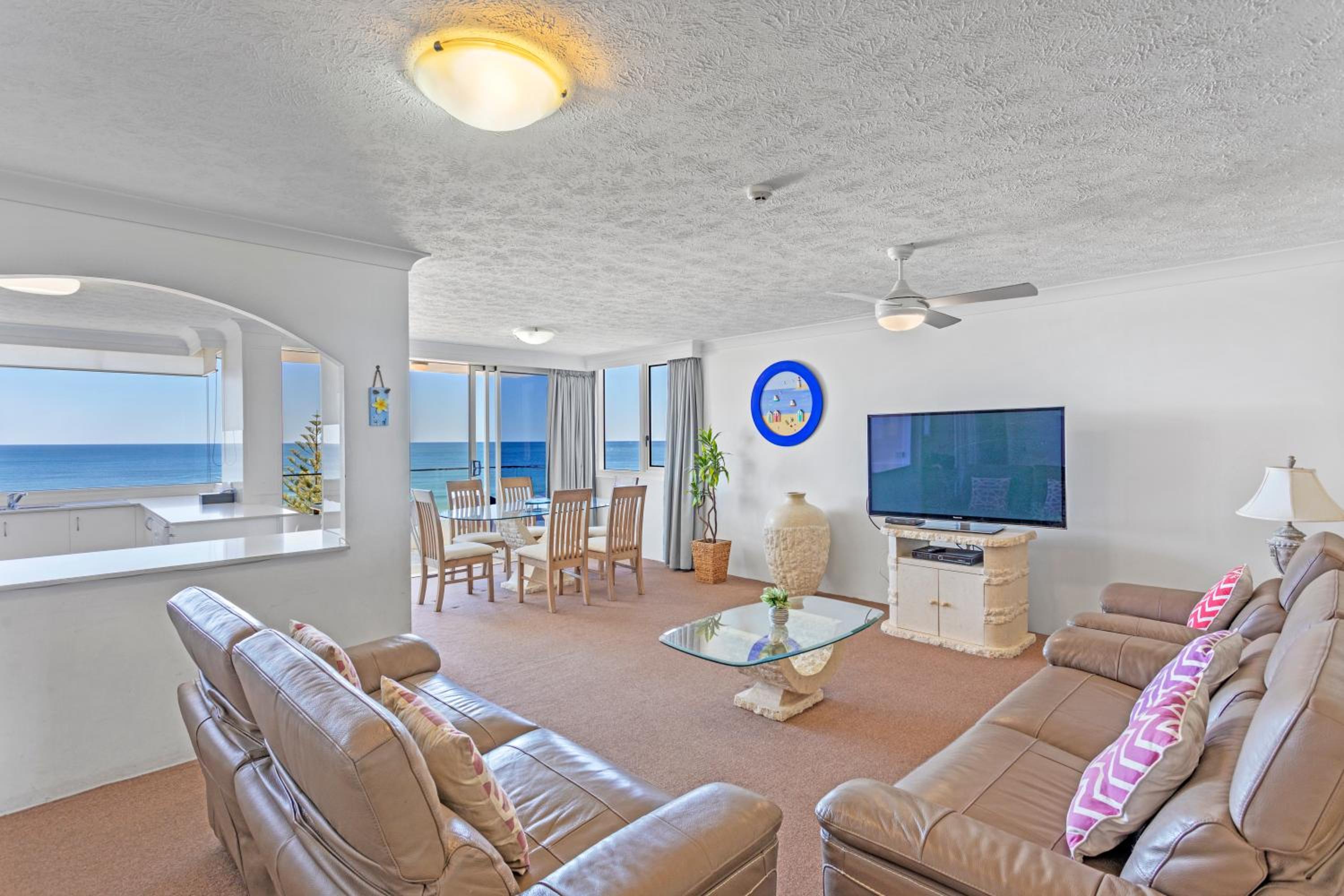 Standard Two-Bedroom Apartment with Ocean View