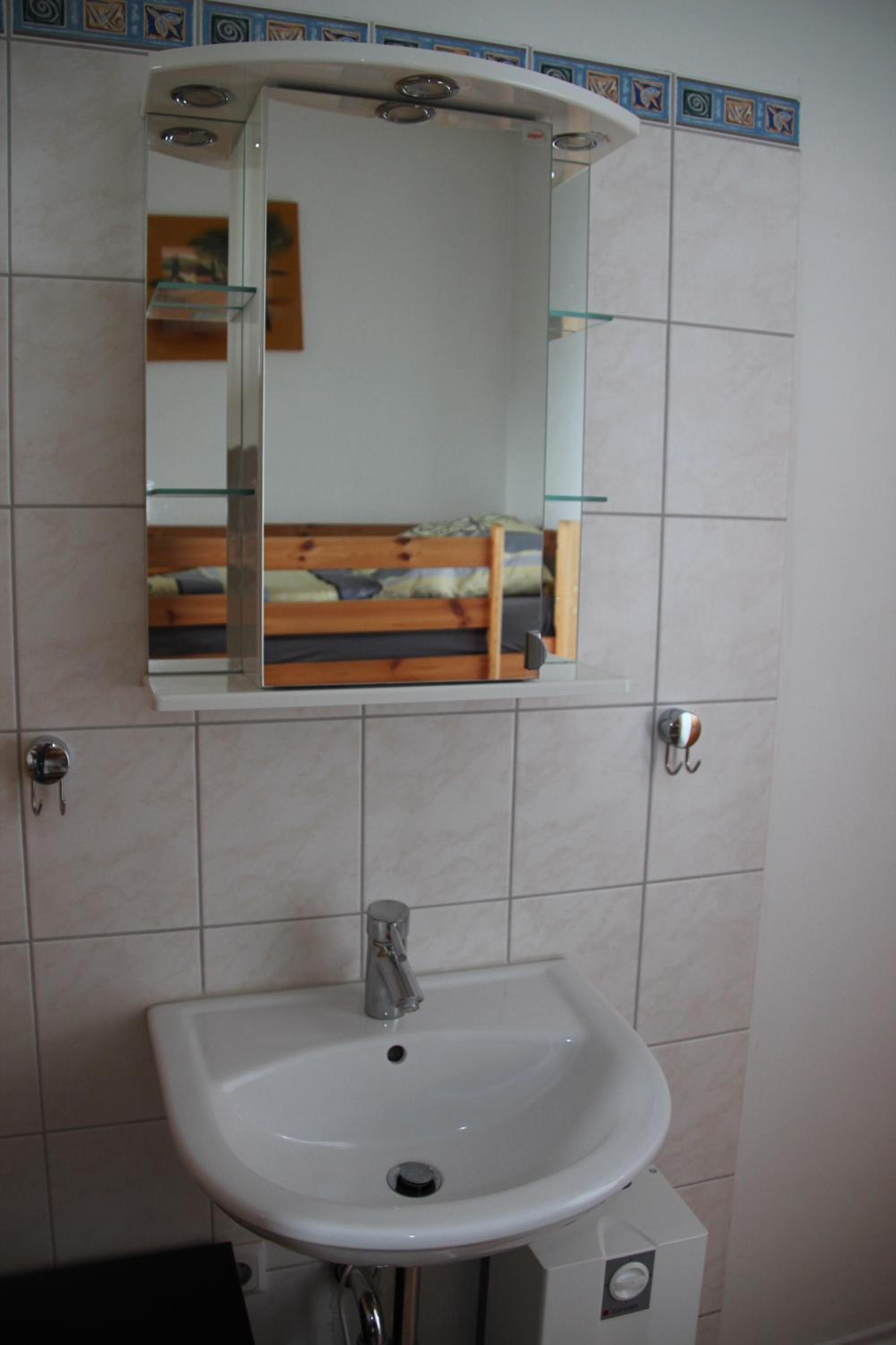 Triple Room with Shared Bathroom photo 3