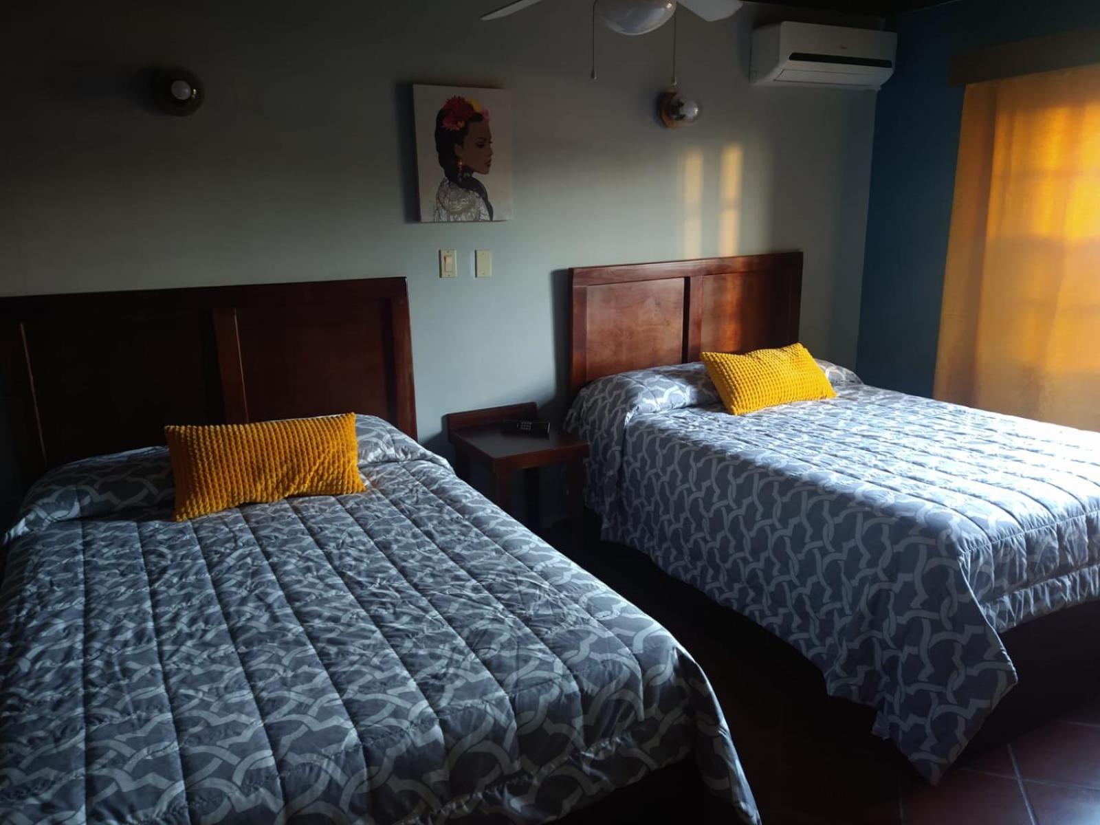 Standard Double Room with Two Double Beds - Photo 5