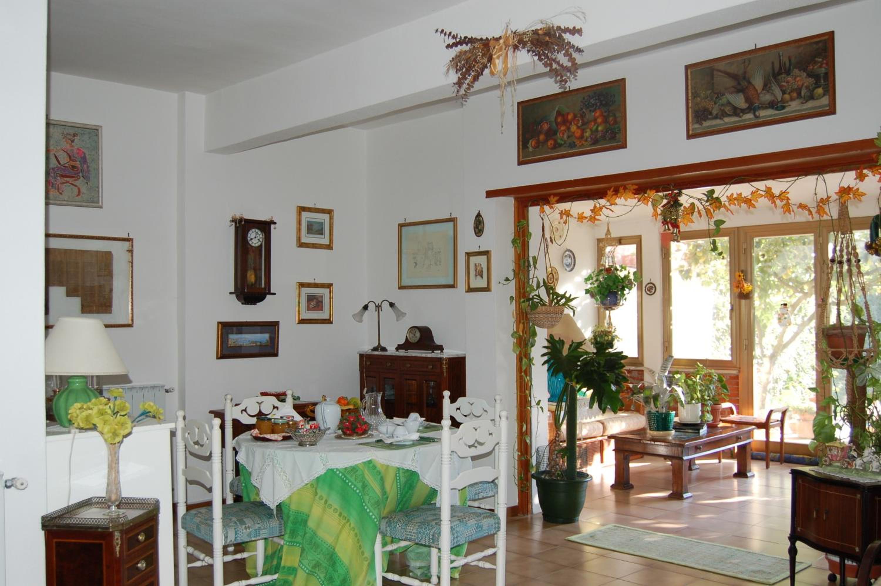 Double Room - Photo 11