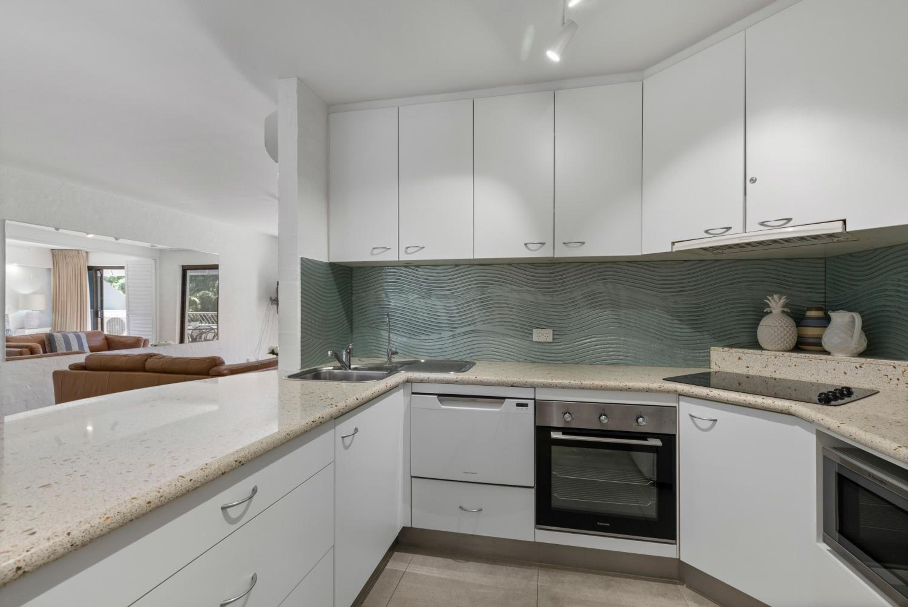 Superior Two-Bedroom Apartment - Photo 12