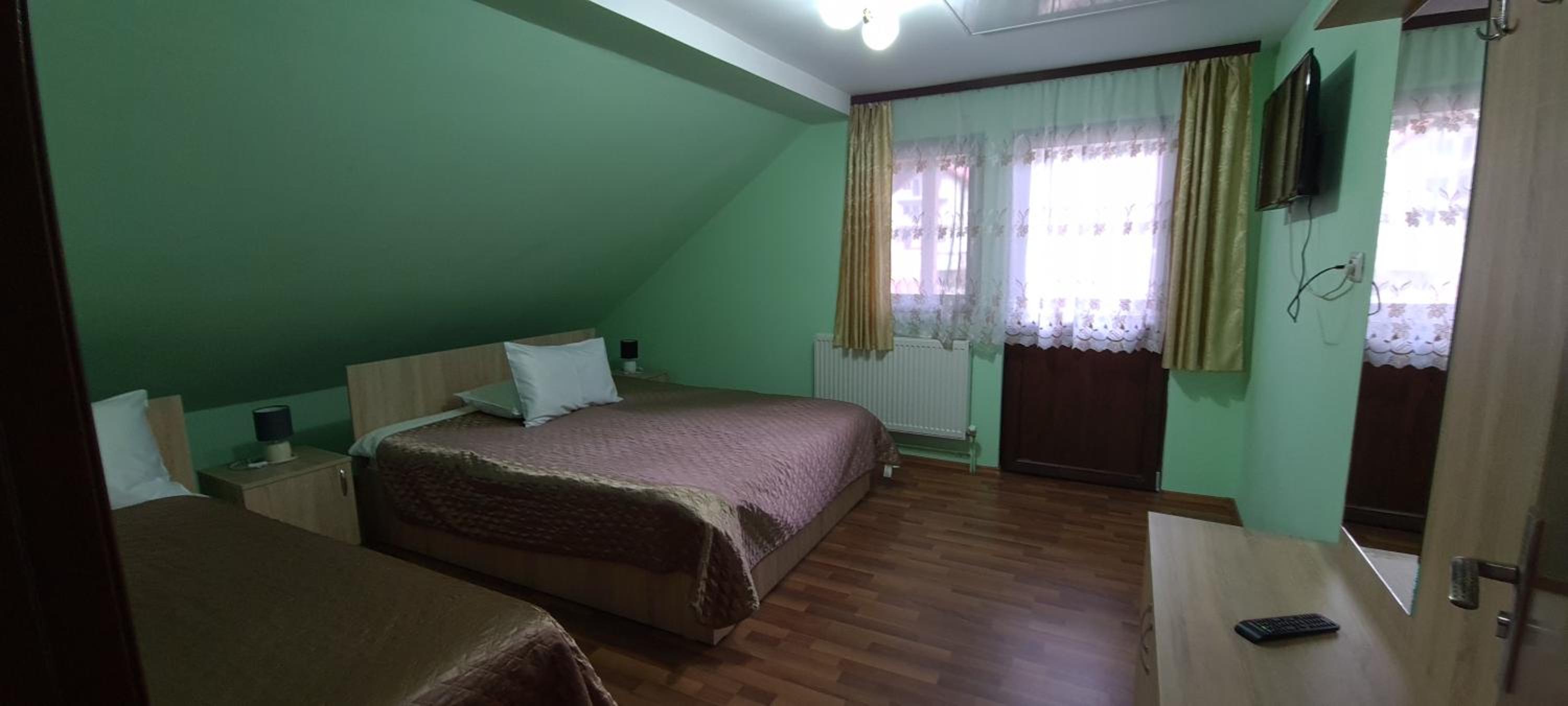 Superior Apartment with Mountain View photo 2