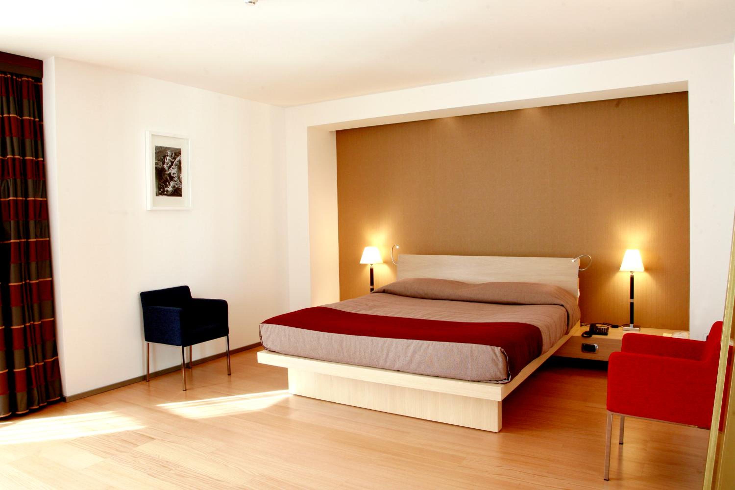 Superior Double or Twin Room - Photo 3
