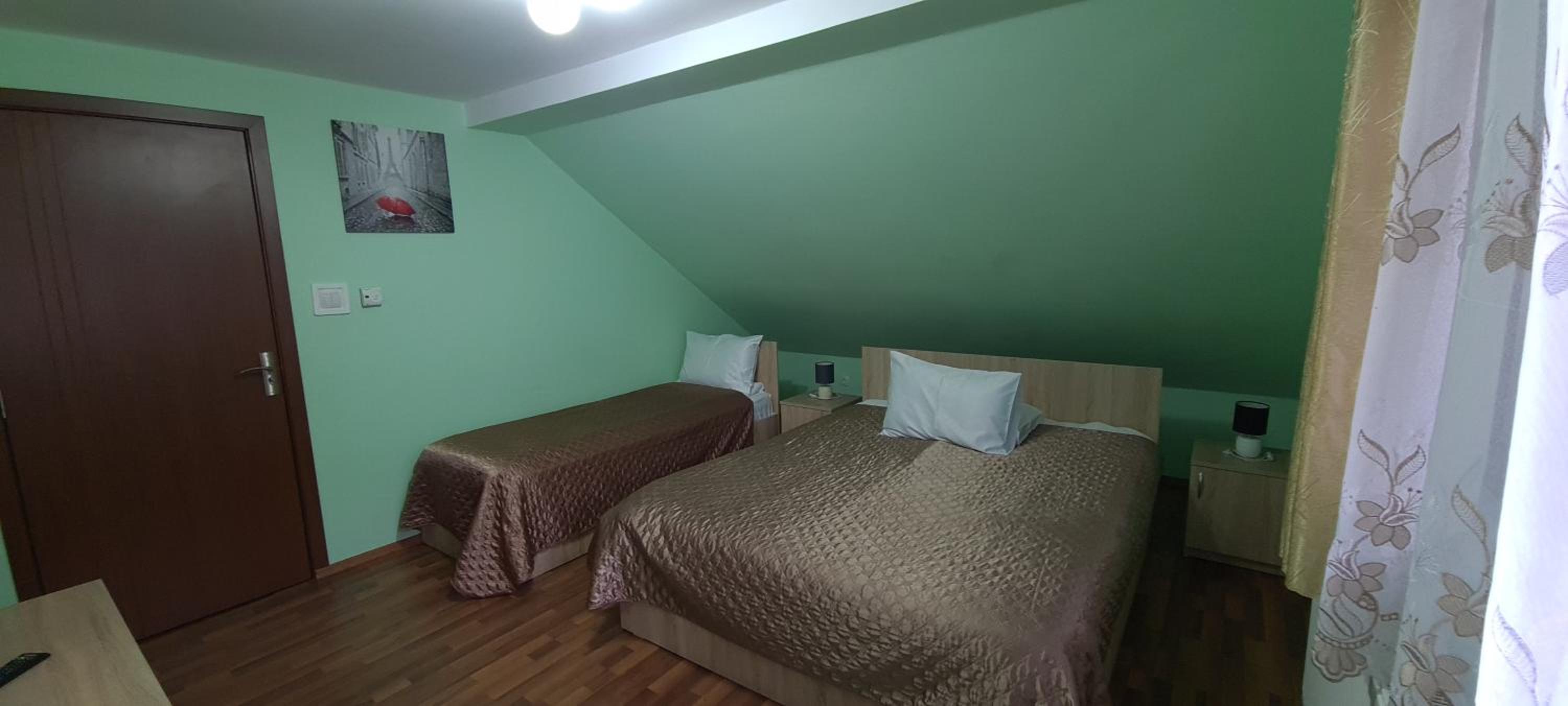 Superior Apartment with Mountain View photo 3