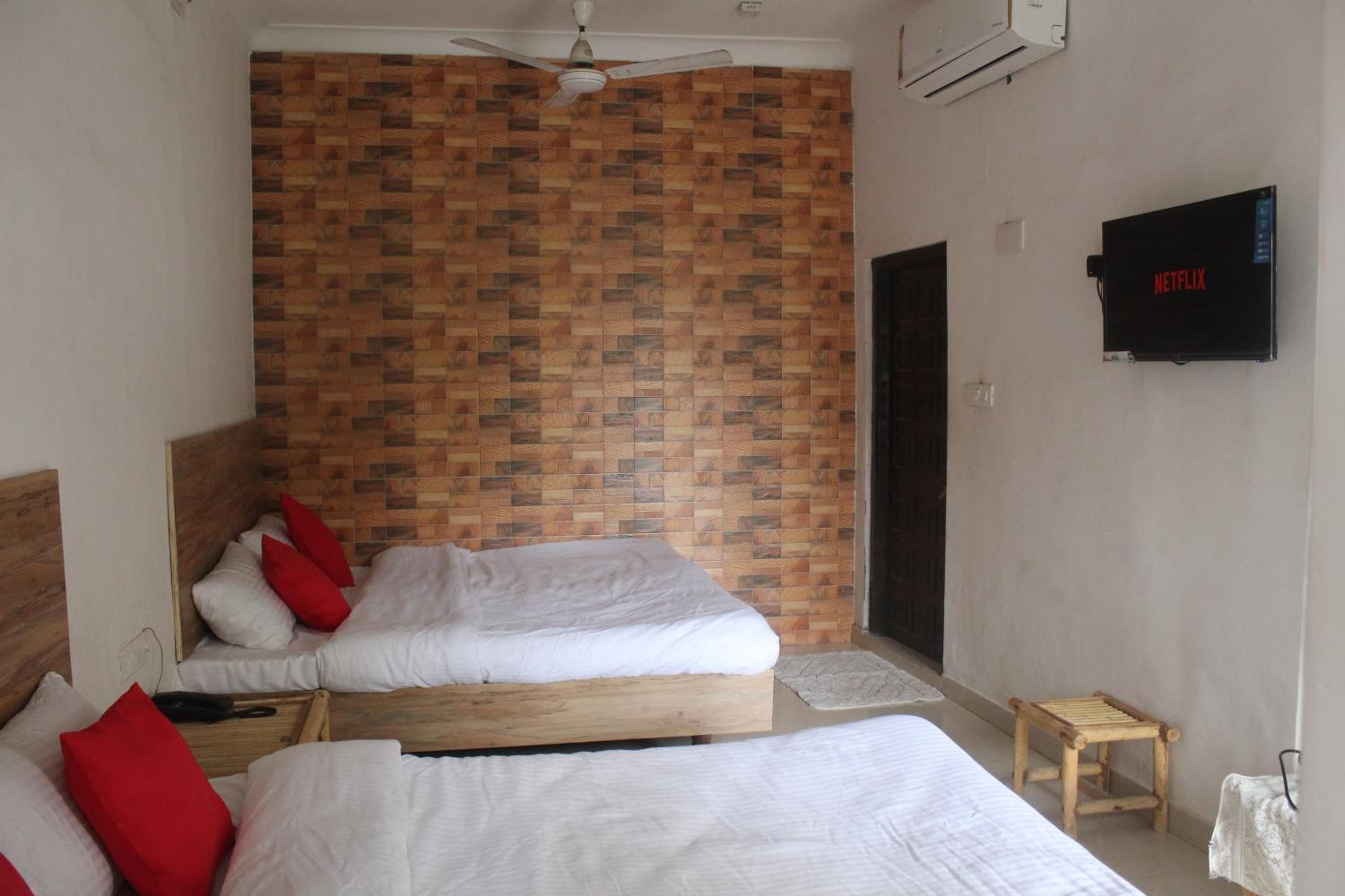 Deluxe Double Room with Two Double Beds