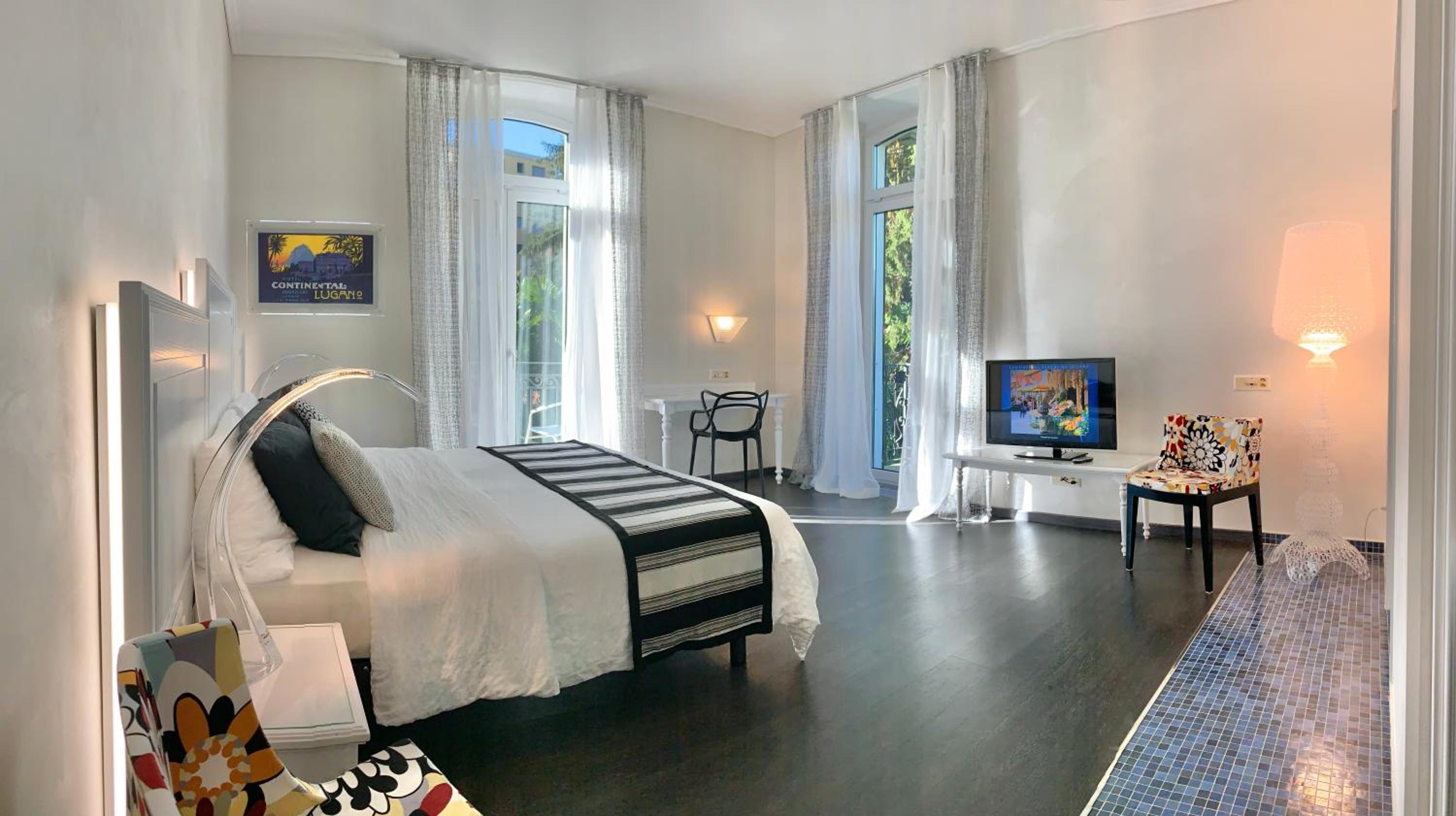 Superior Top Twin Room with Park View photo 2