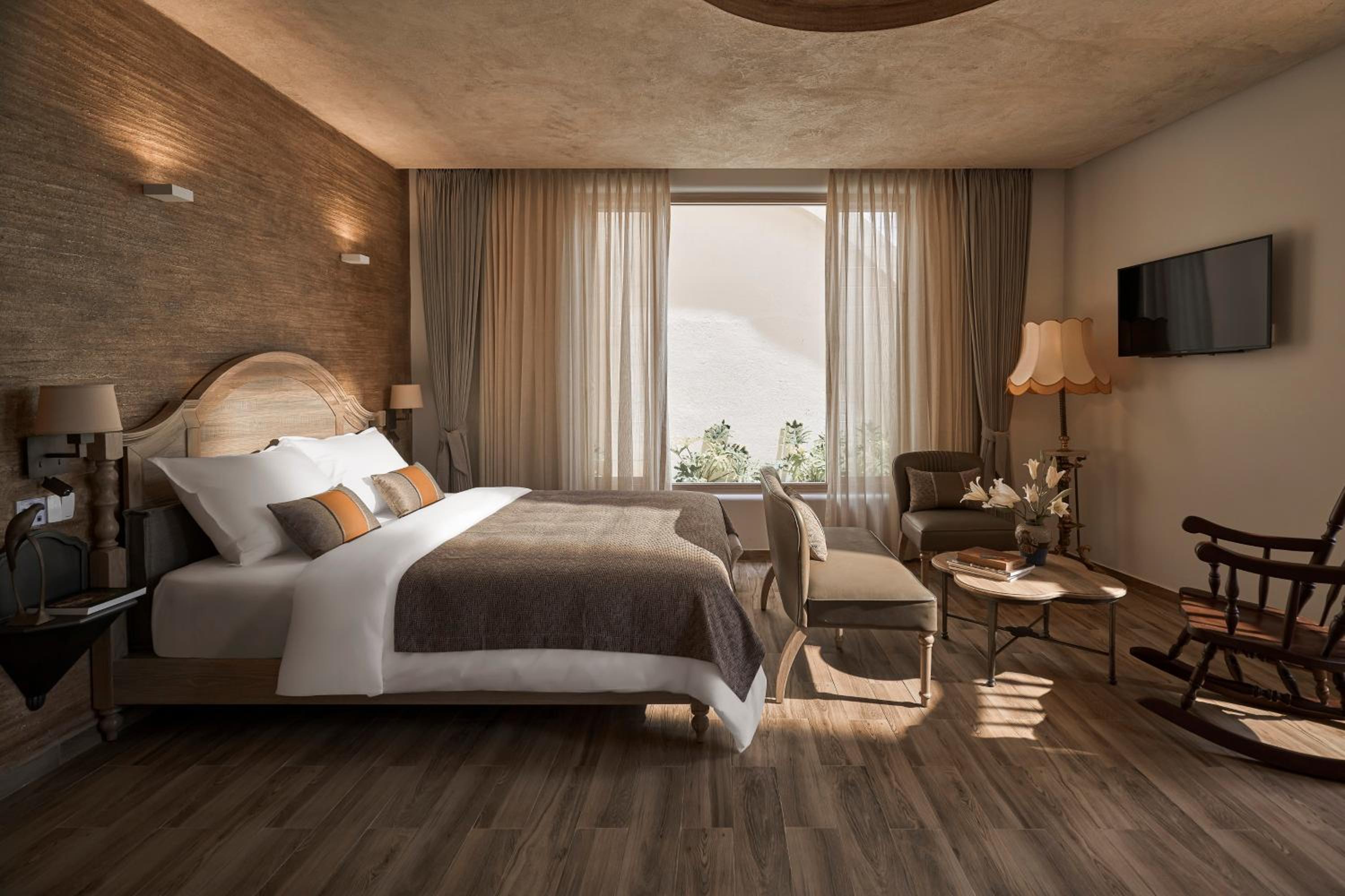 King Suite - Photo 1