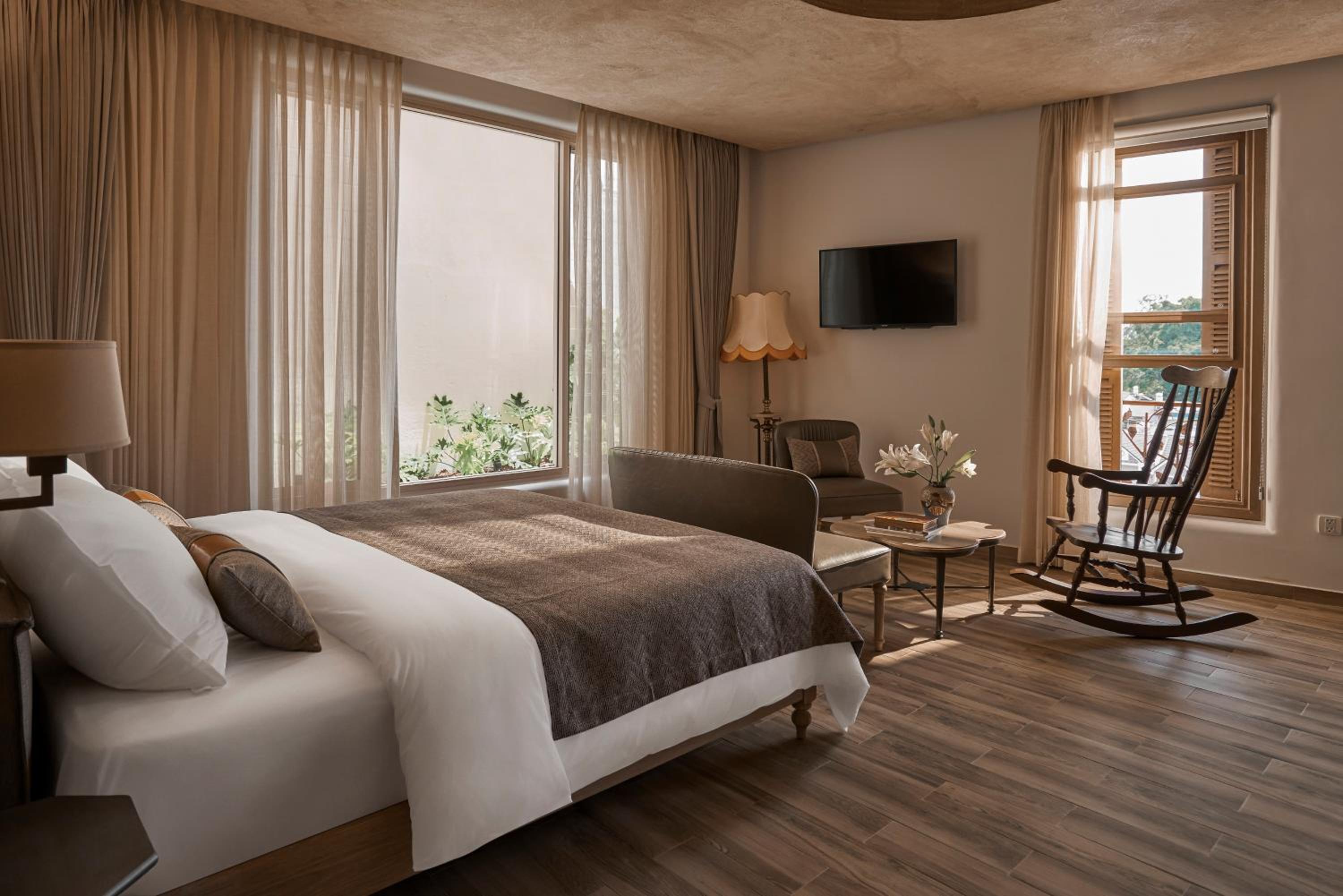 King Suite - Photo 4