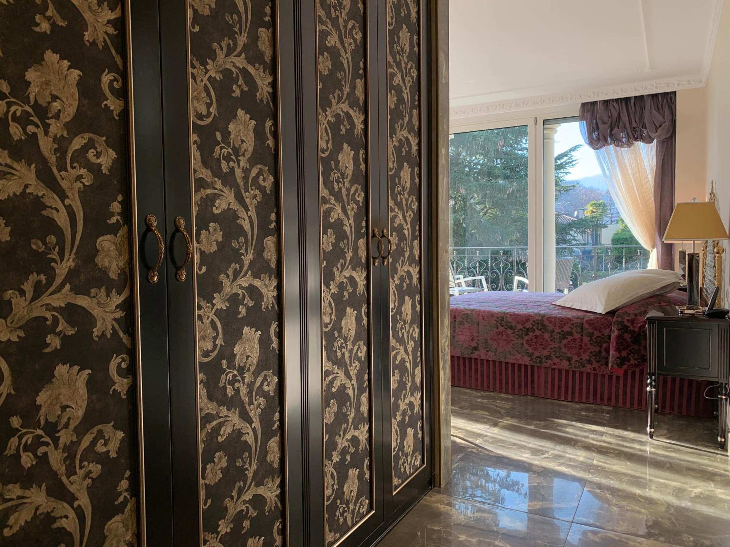 Prestige Twin Room with Park View - Photo 8