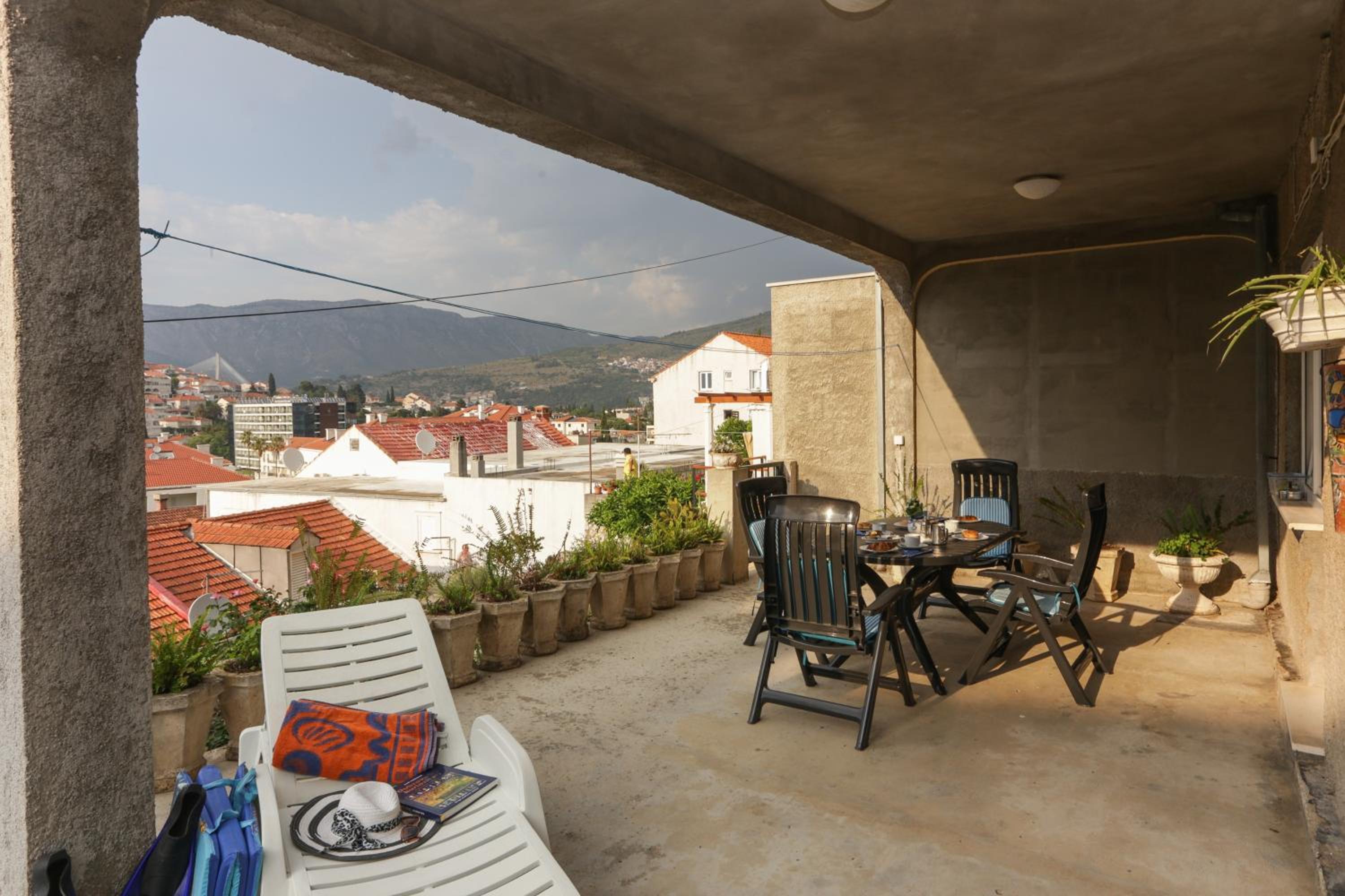 Two Bedroom Apartment with Terrace and Sea View photo 2