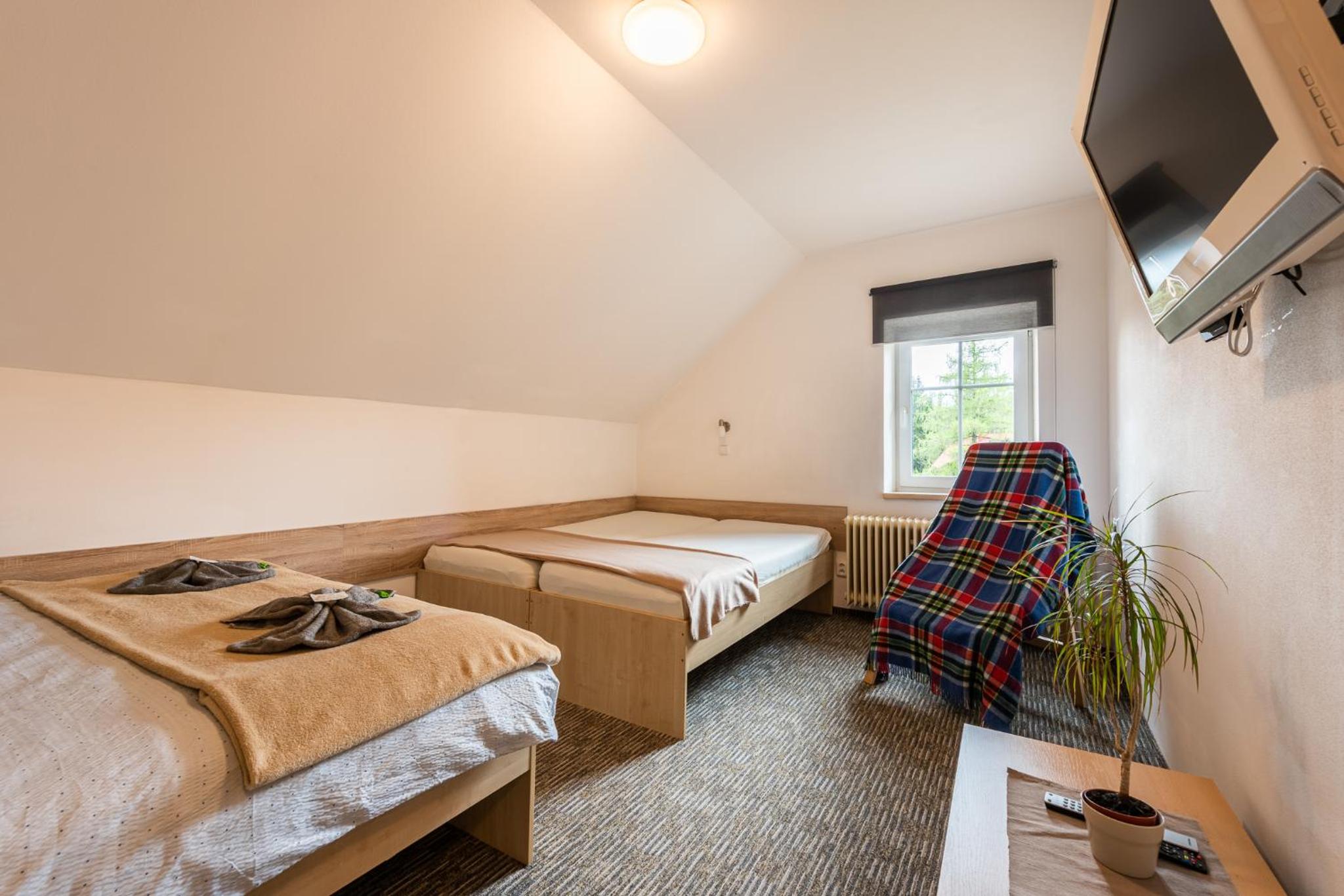 Quadruple Room With Private Bathroom photo 1