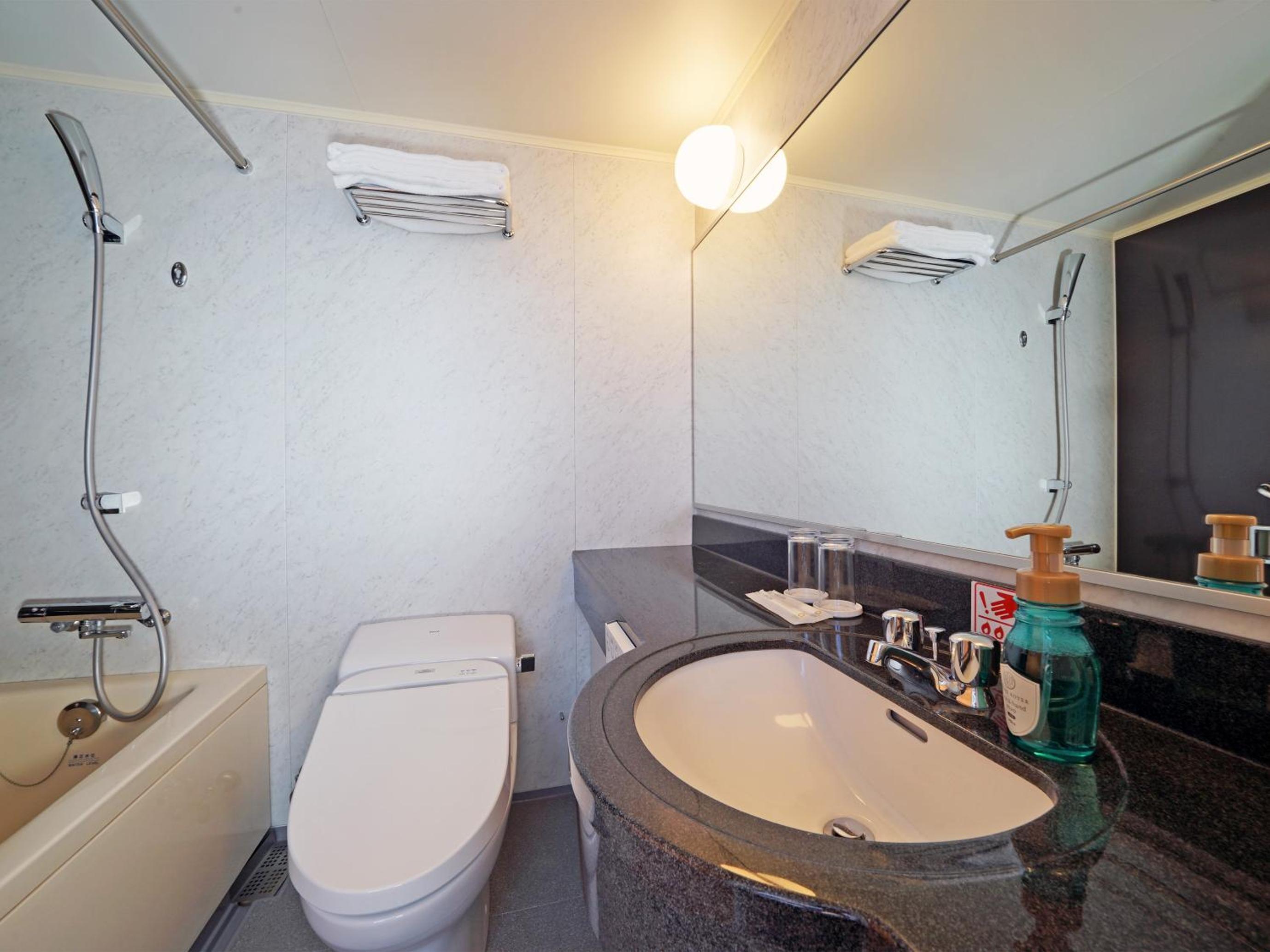 Deluxe Twin Room - Smoking photo 2