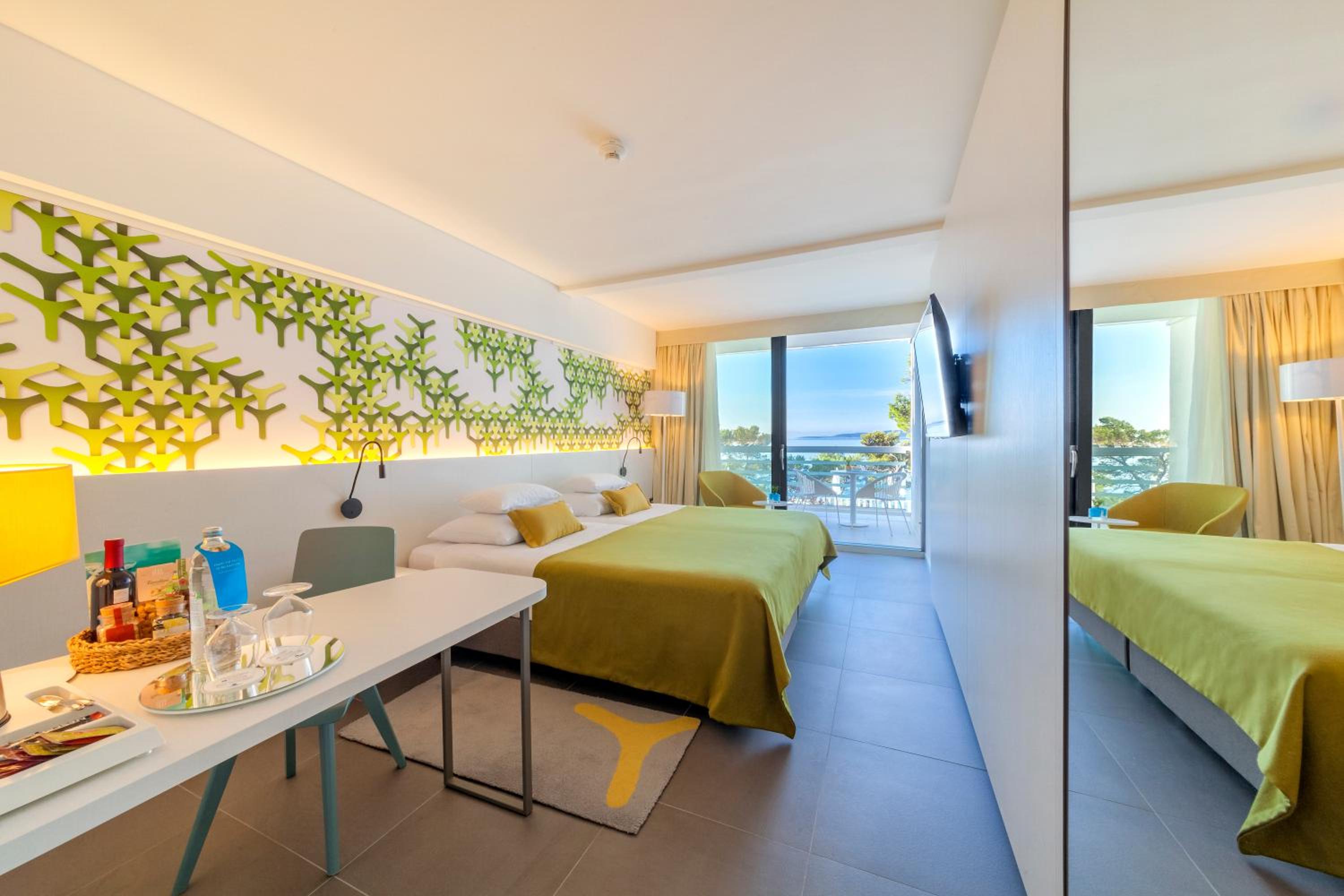 Standard Double Room with Balcony-Sea side - Annex - Photo 5