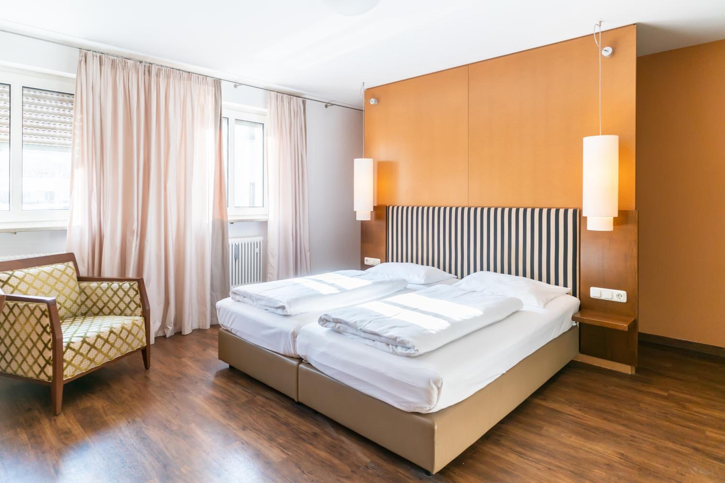 Comfort Triple Room