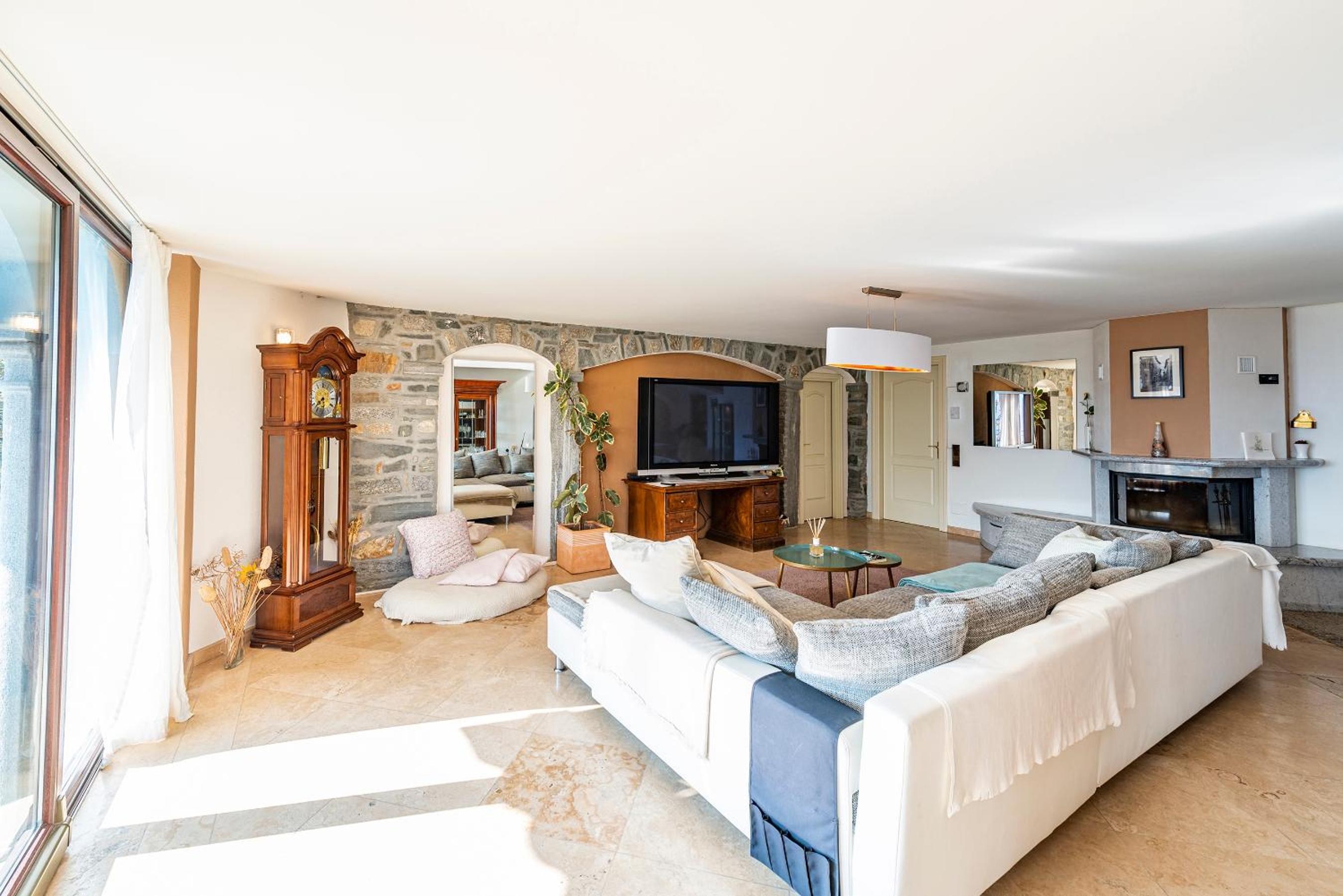 Three-Bedroom House photo 1