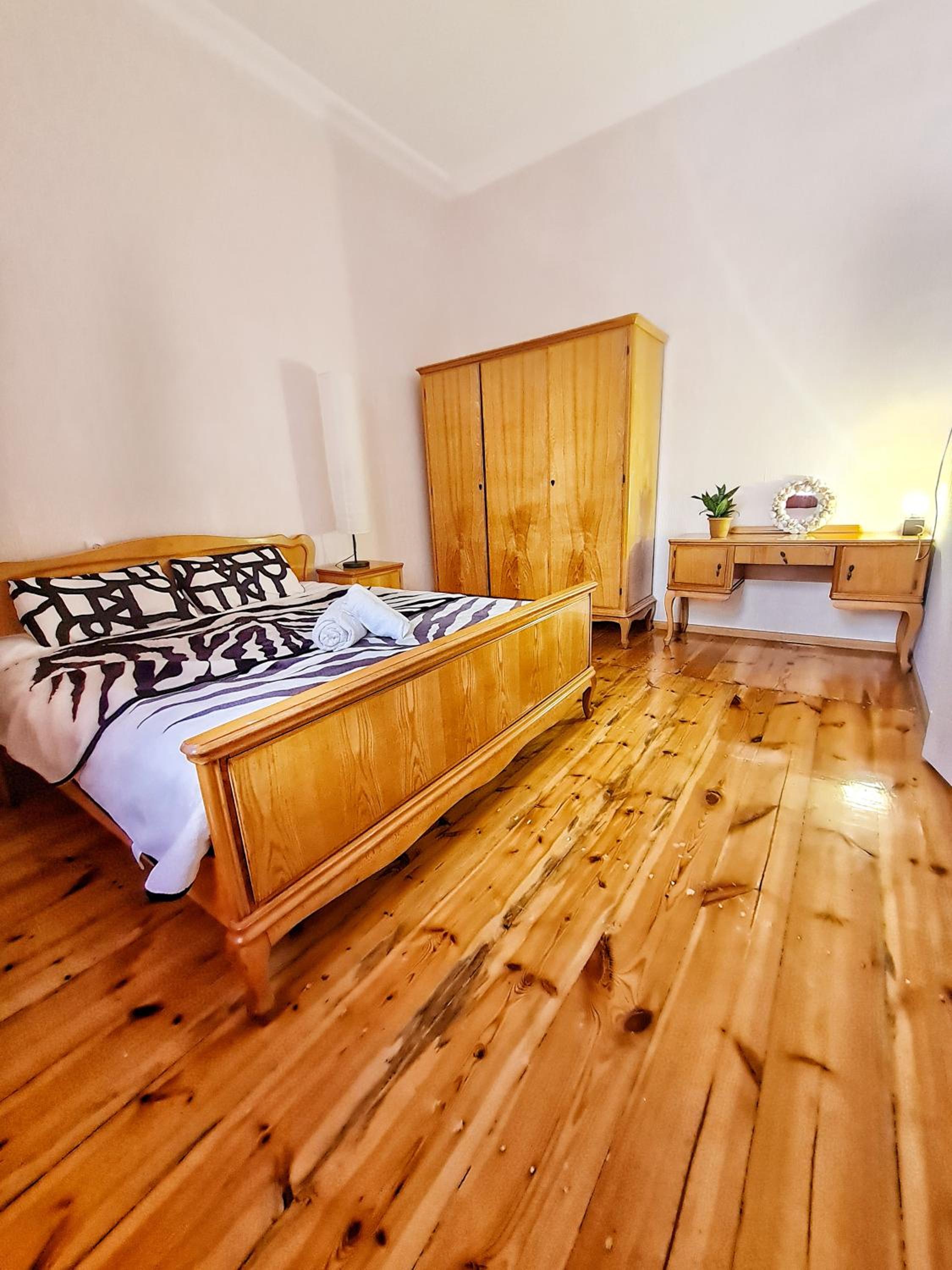 Large Double Room photo 1
