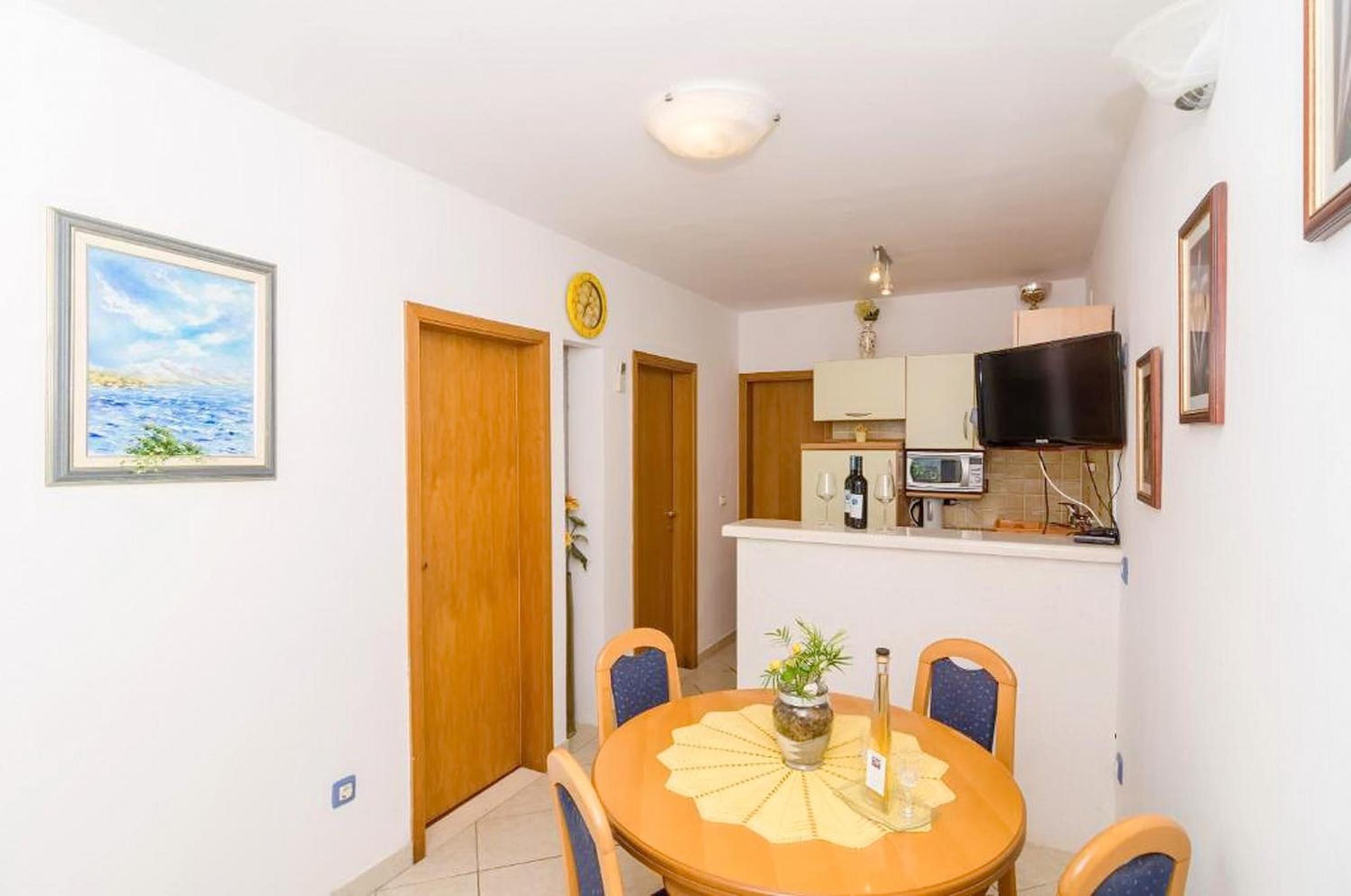 Two Bedroom Apartment with Terrace photo 3