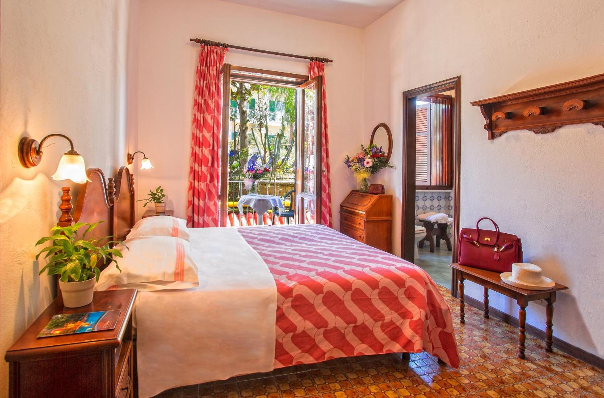 Economy Double or Twin Room - Photo 4