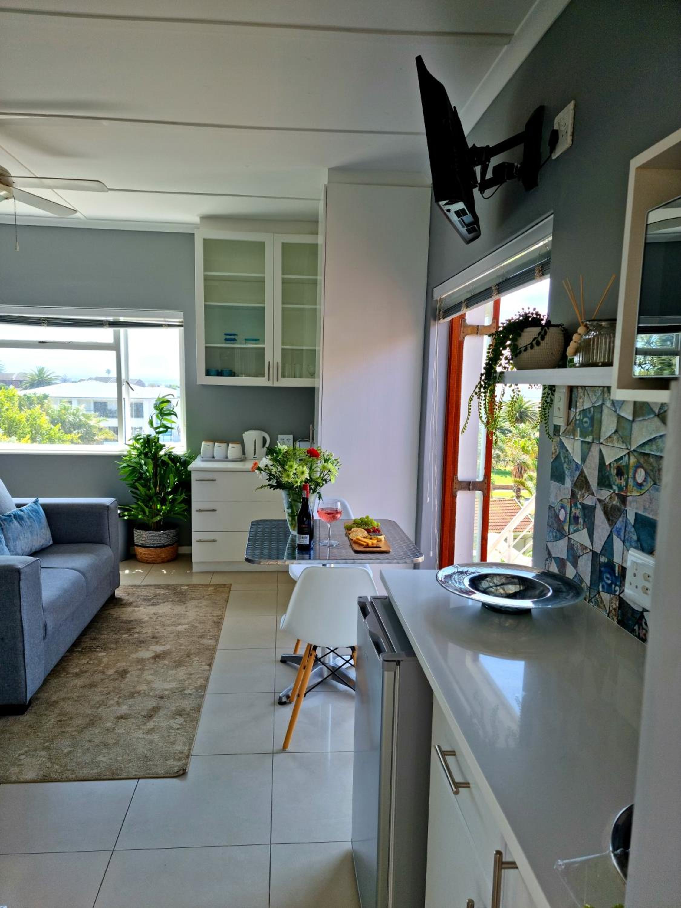King Room with Sea View - Photo 7