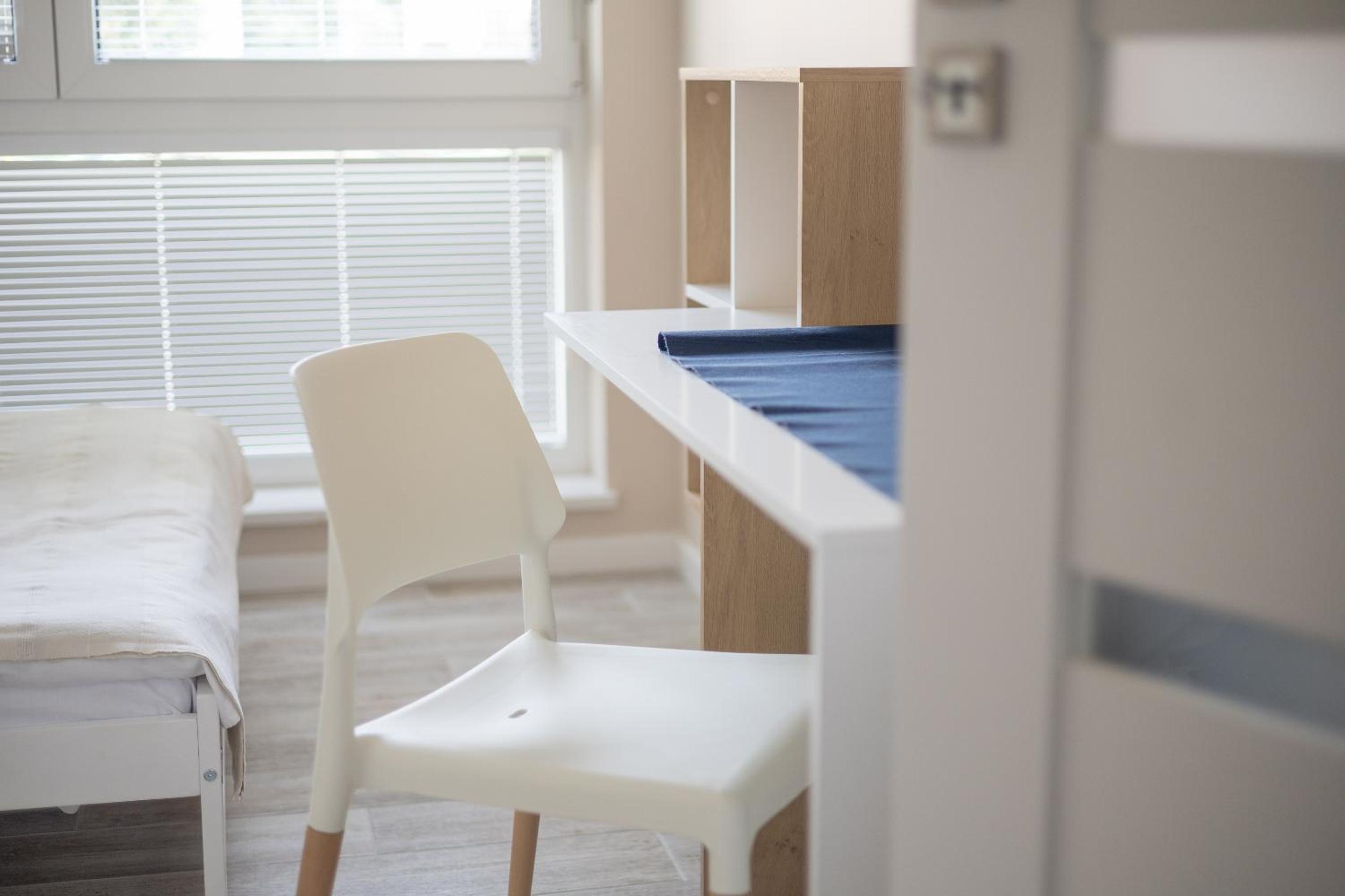 One-Bedroom Apartment - Photo 4