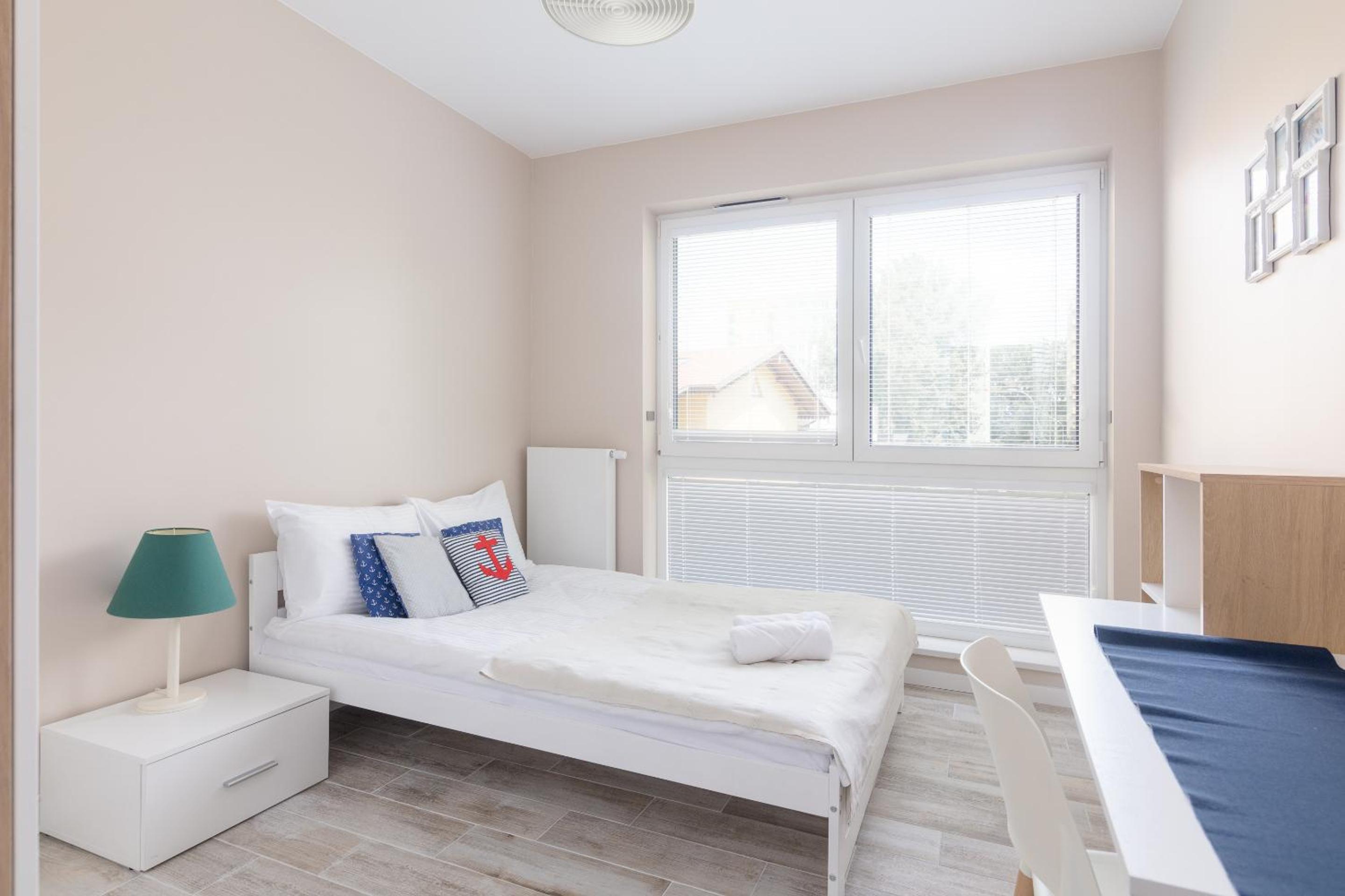 One-Bedroom Apartment - Photo 8