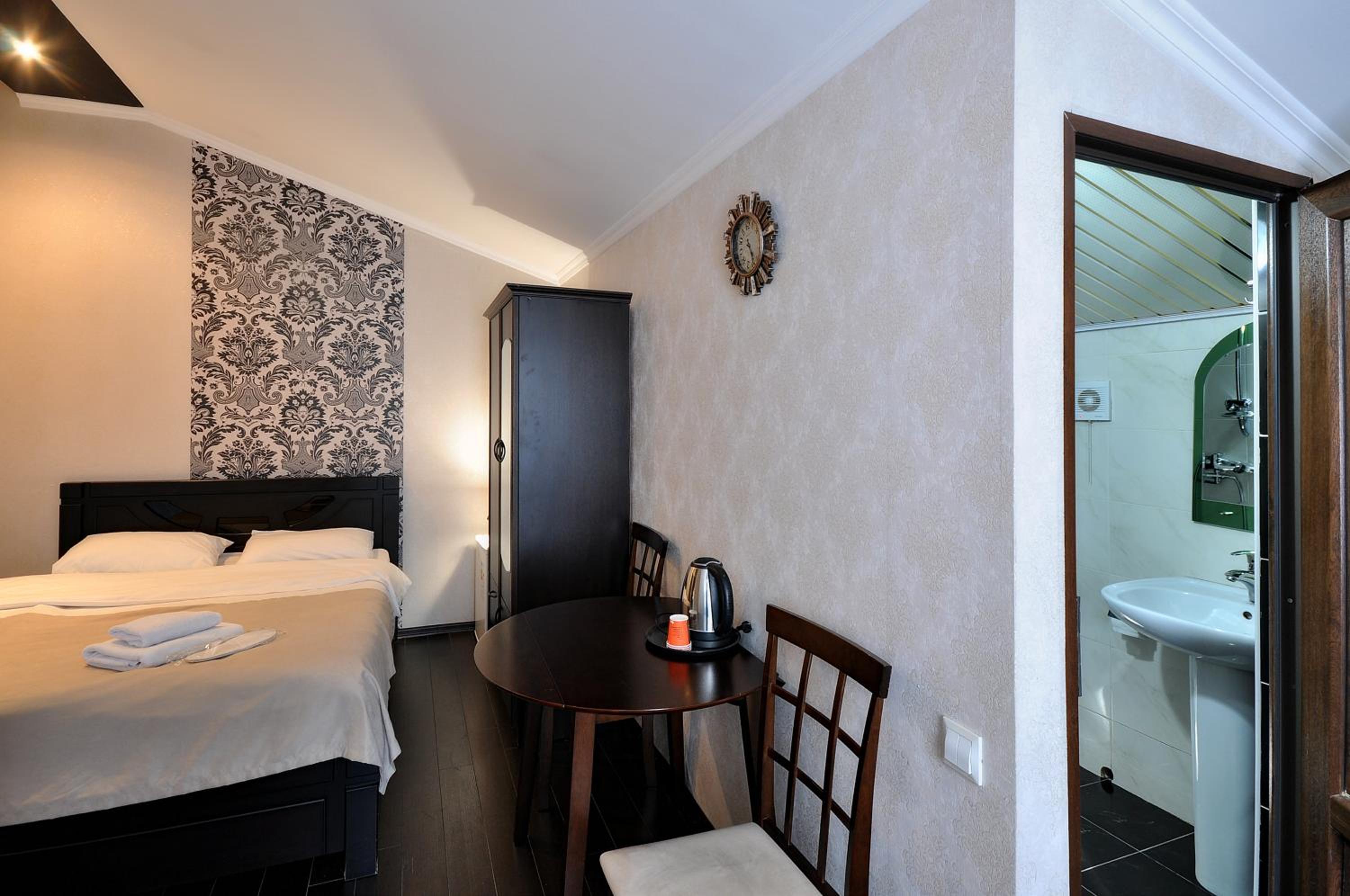 Family Junior Suite - Photo 8