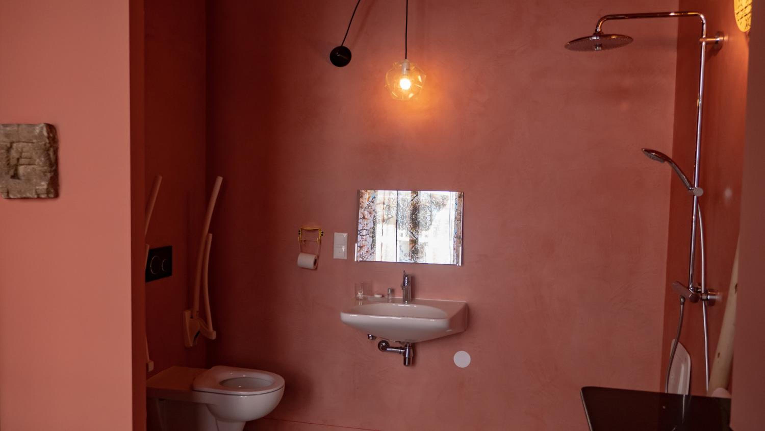 Double Room - Disability Access photo 3