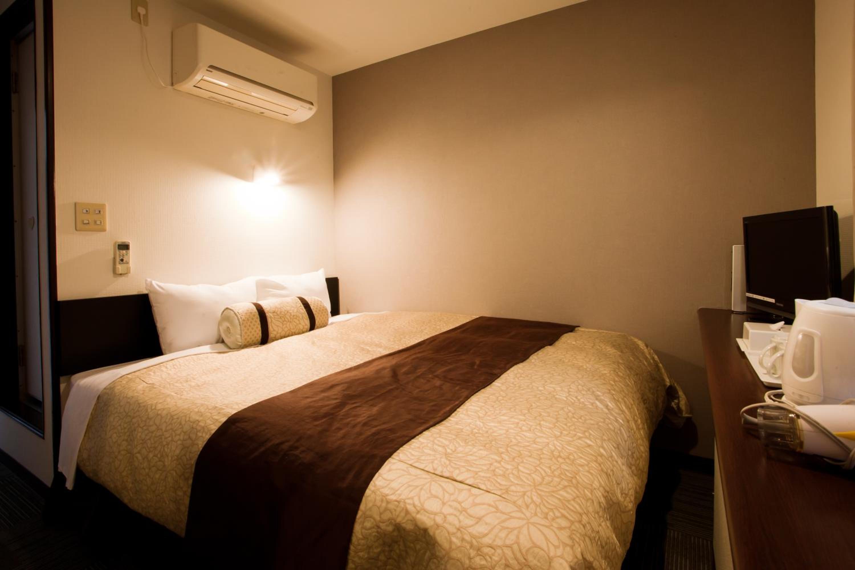 Double Room - Non-Smoking  - Photo 1