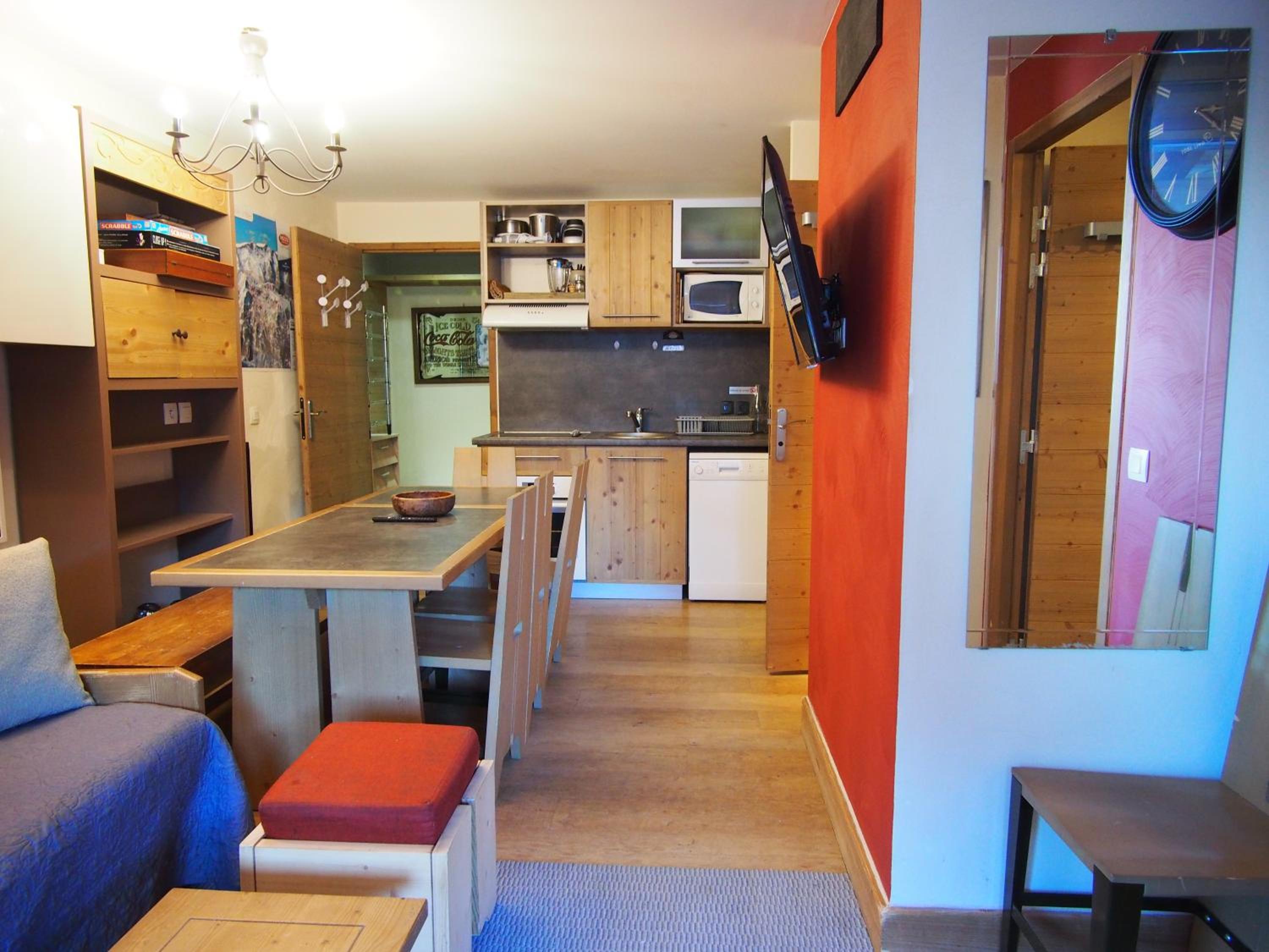 Apartment photo 3