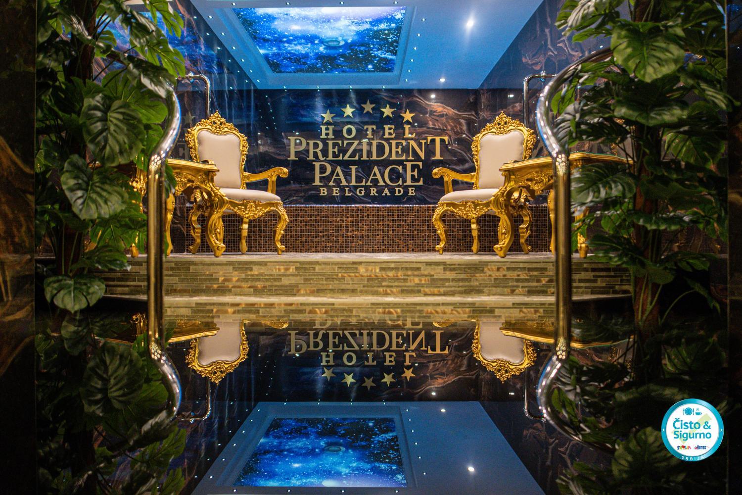 Superior King Room + VIP Spa Access - Photo 6