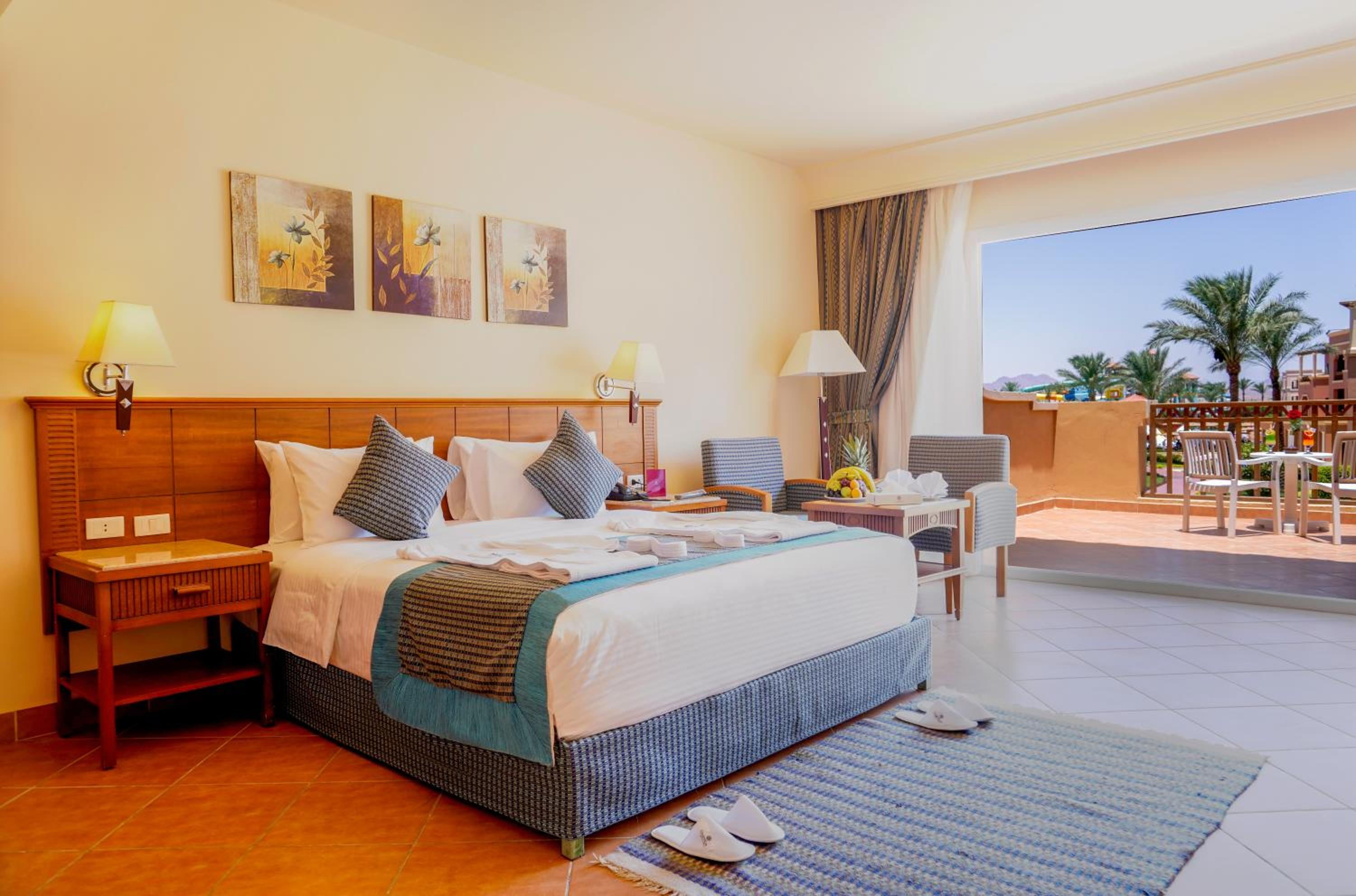 Standard Double or Twin Room - Photo 1