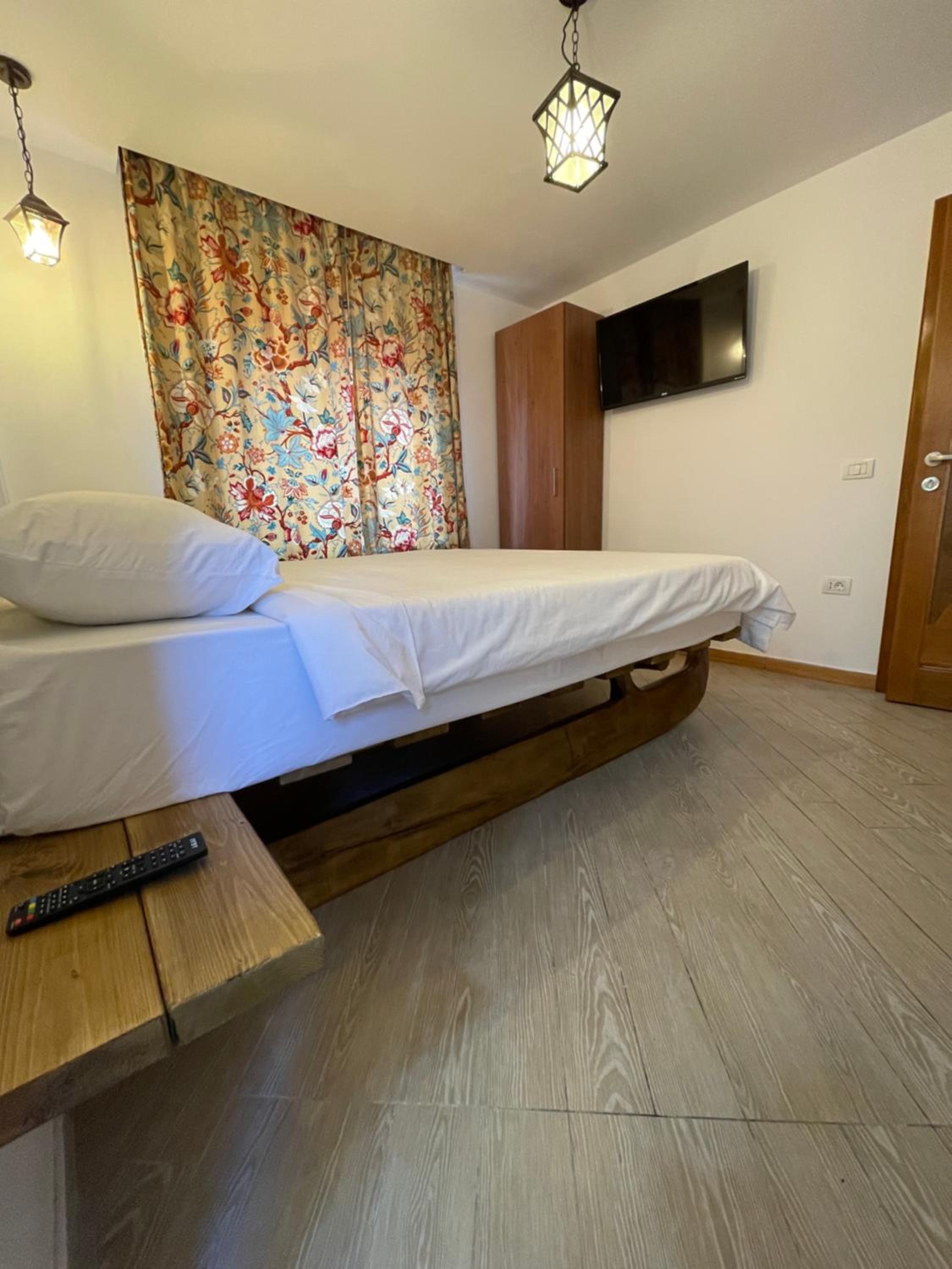 Double Room with Private Bathroom photo 2