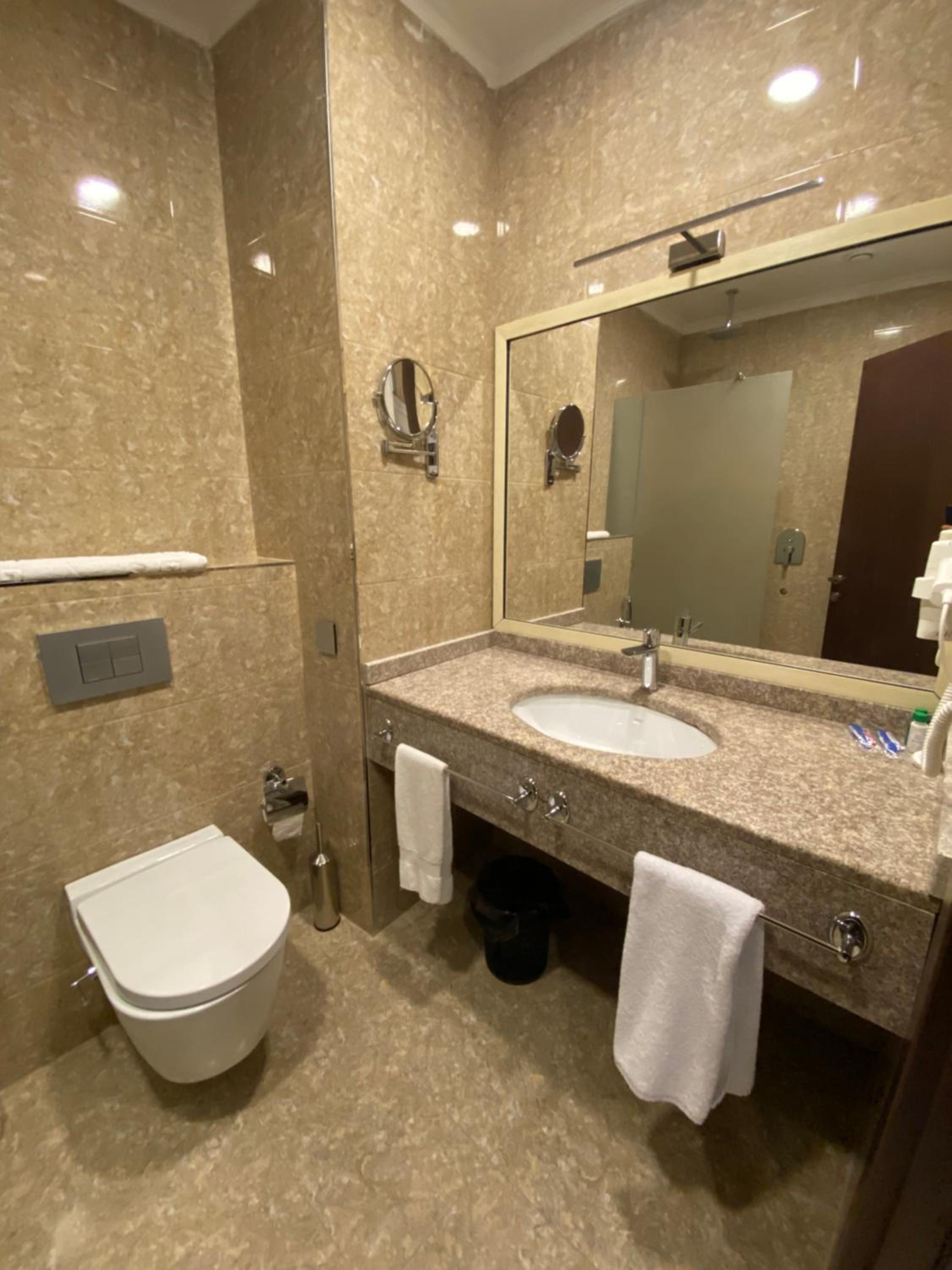 Three-Bedroom Apartment photo 2